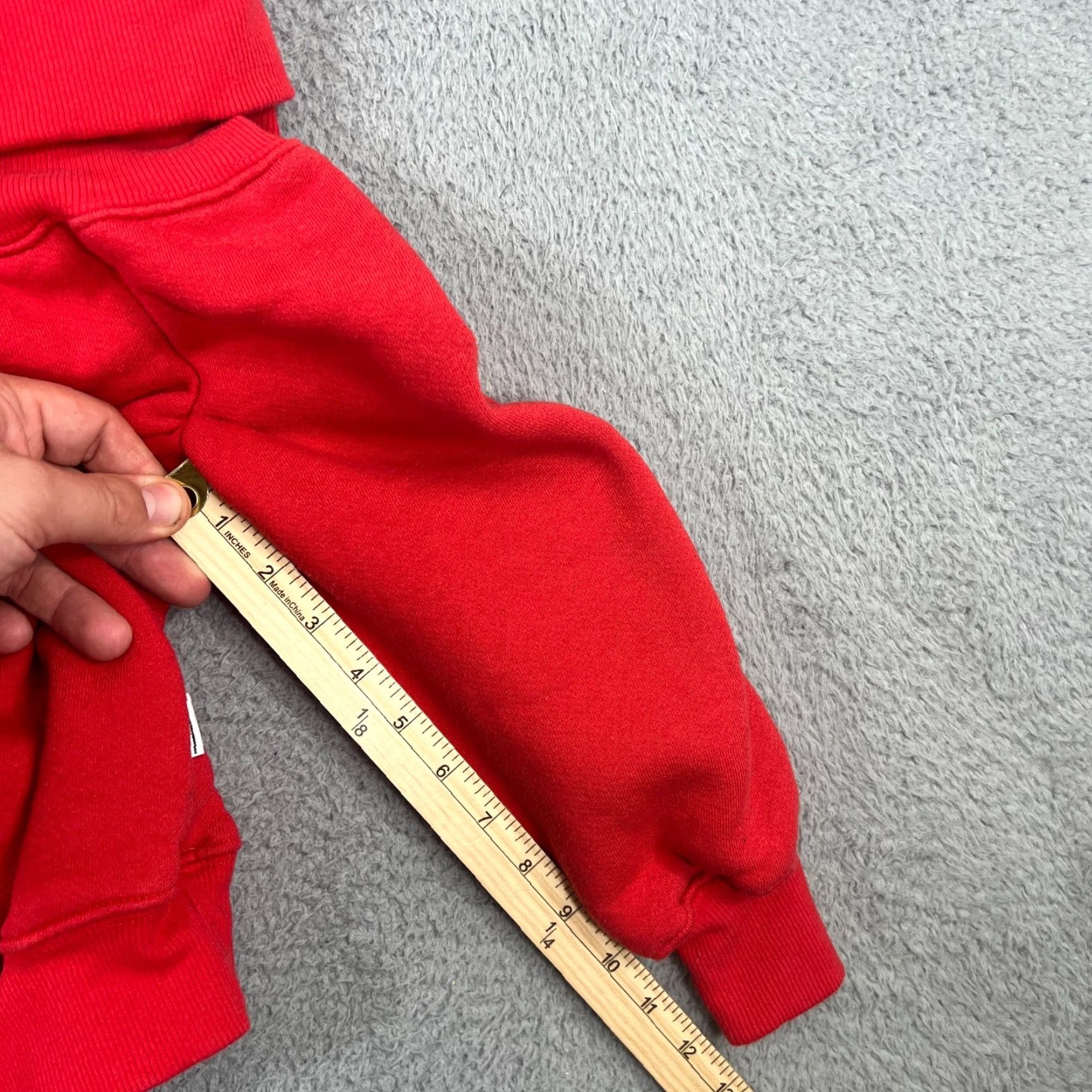 Good American Good American Sweater Women Size 1 Red Off The Shoulder Long Sleeve Pullover Knit Size XS / US 0-2 / IT 36-38 - 5 Thumbnail