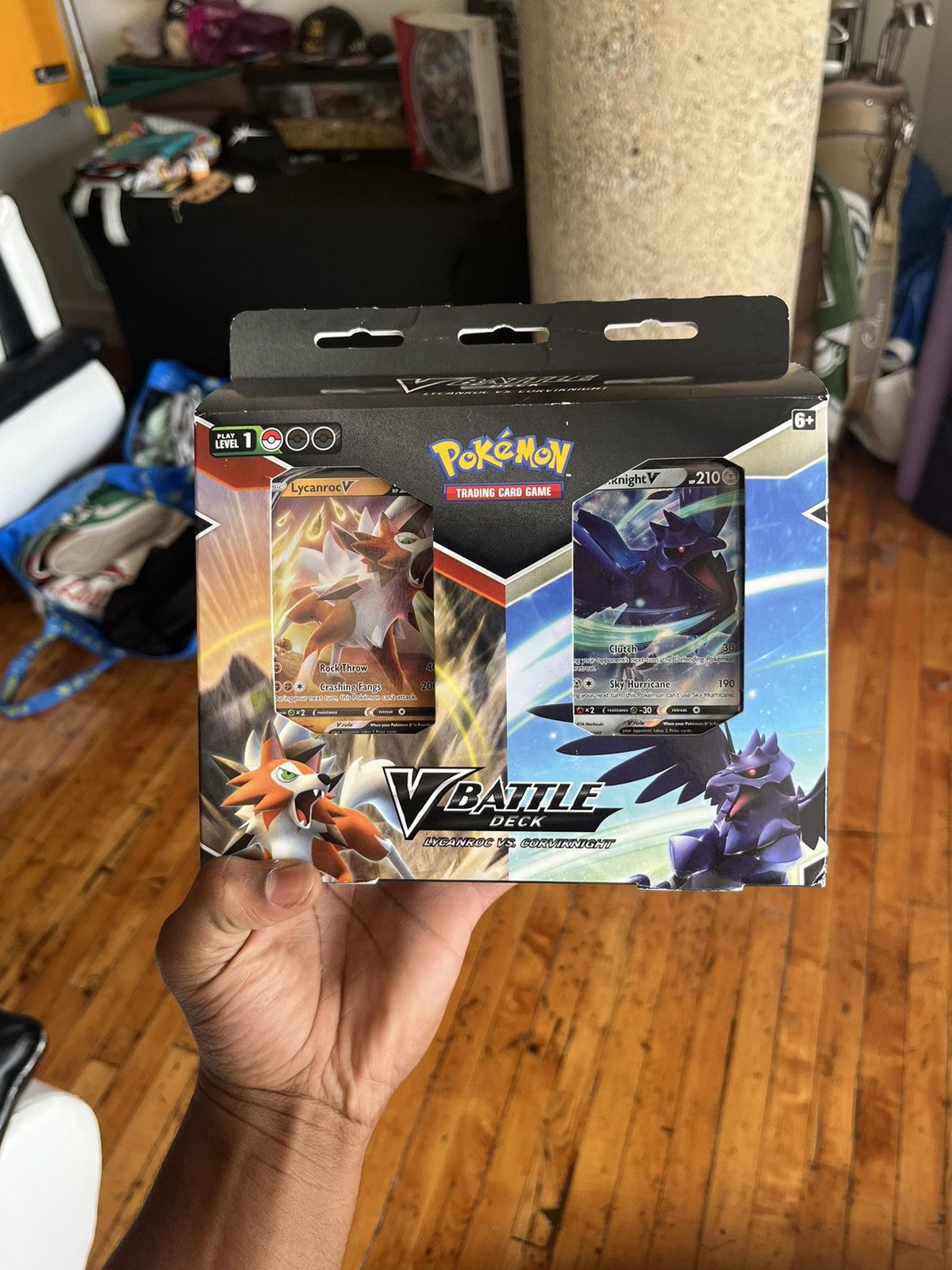 Pokemon Pokémon TCG: V Battle Deck: Lycanroc vs. Corviknight Size ONE SIZE - 1 Thumbnail