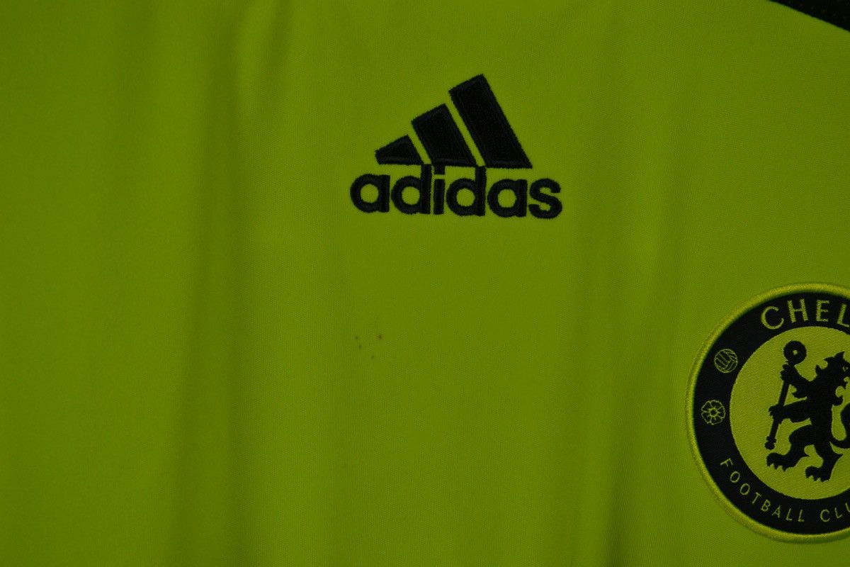 Vintage Chelsea London 2007 Away Football Shirt Vintage Adidas Retro Size US XL / EU 56 / 4 - 6 Thumbnail