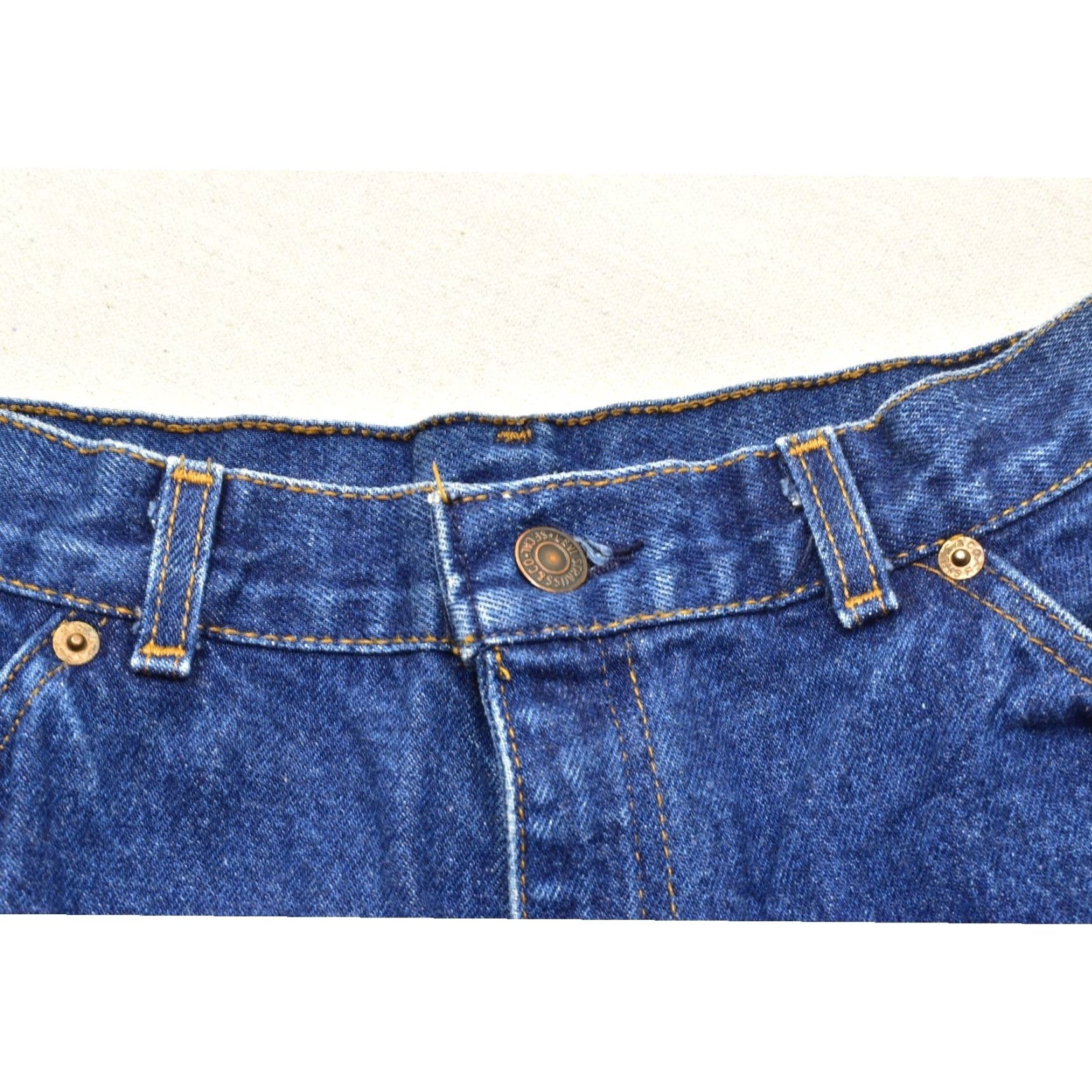 Levi's VINTAGE Levi's Jeans Women 14 Regular 5-Pocket Denim Blue Made in USA White Tab/Patch Double Horse Size 36" / US 14 / IT 50 - 8 Thumbnail