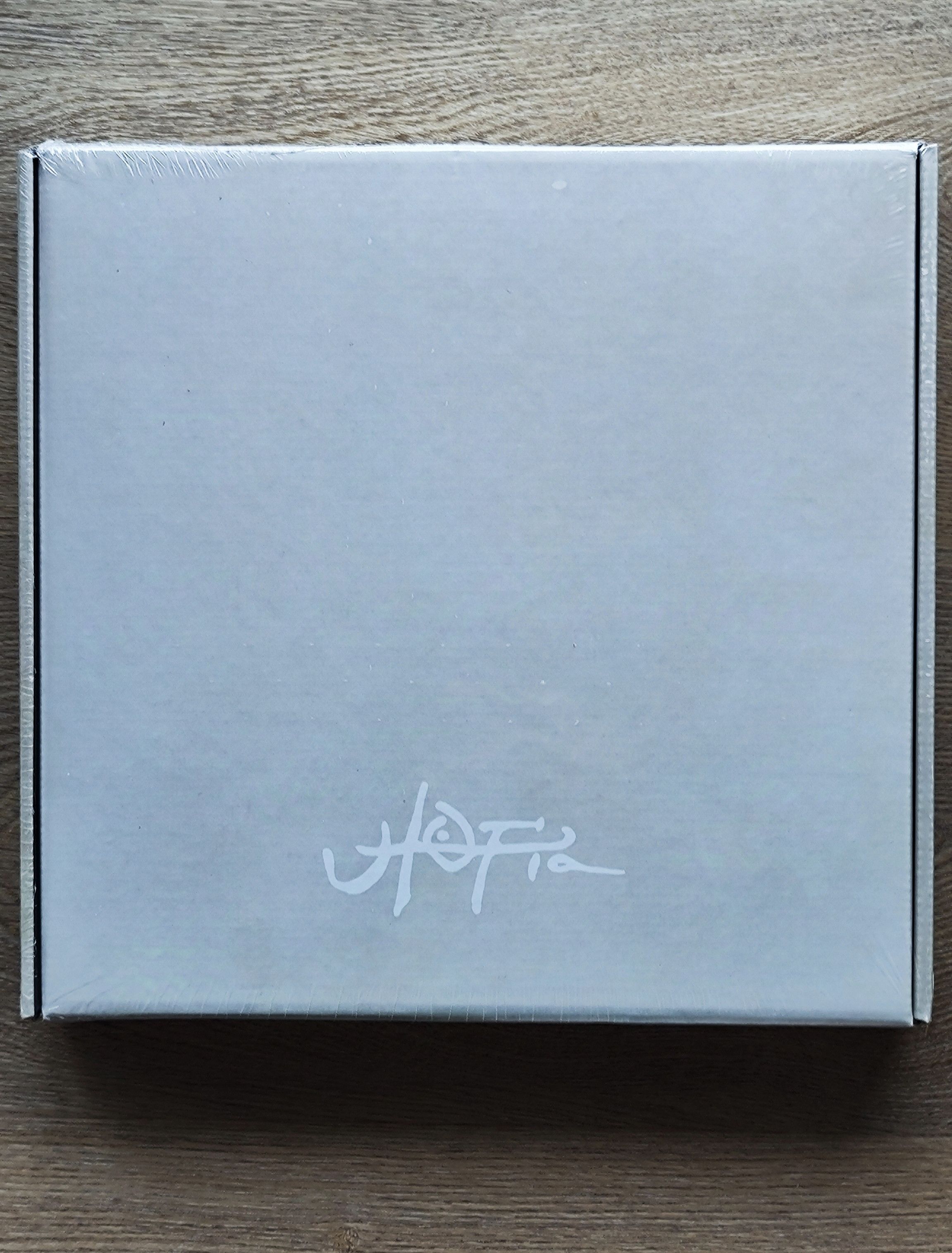 Travis Scott Utopia Cover 5 Pack (Vinyl + T-shirt) Size US XL / EU 56 / 4 - 2 Thumbnail