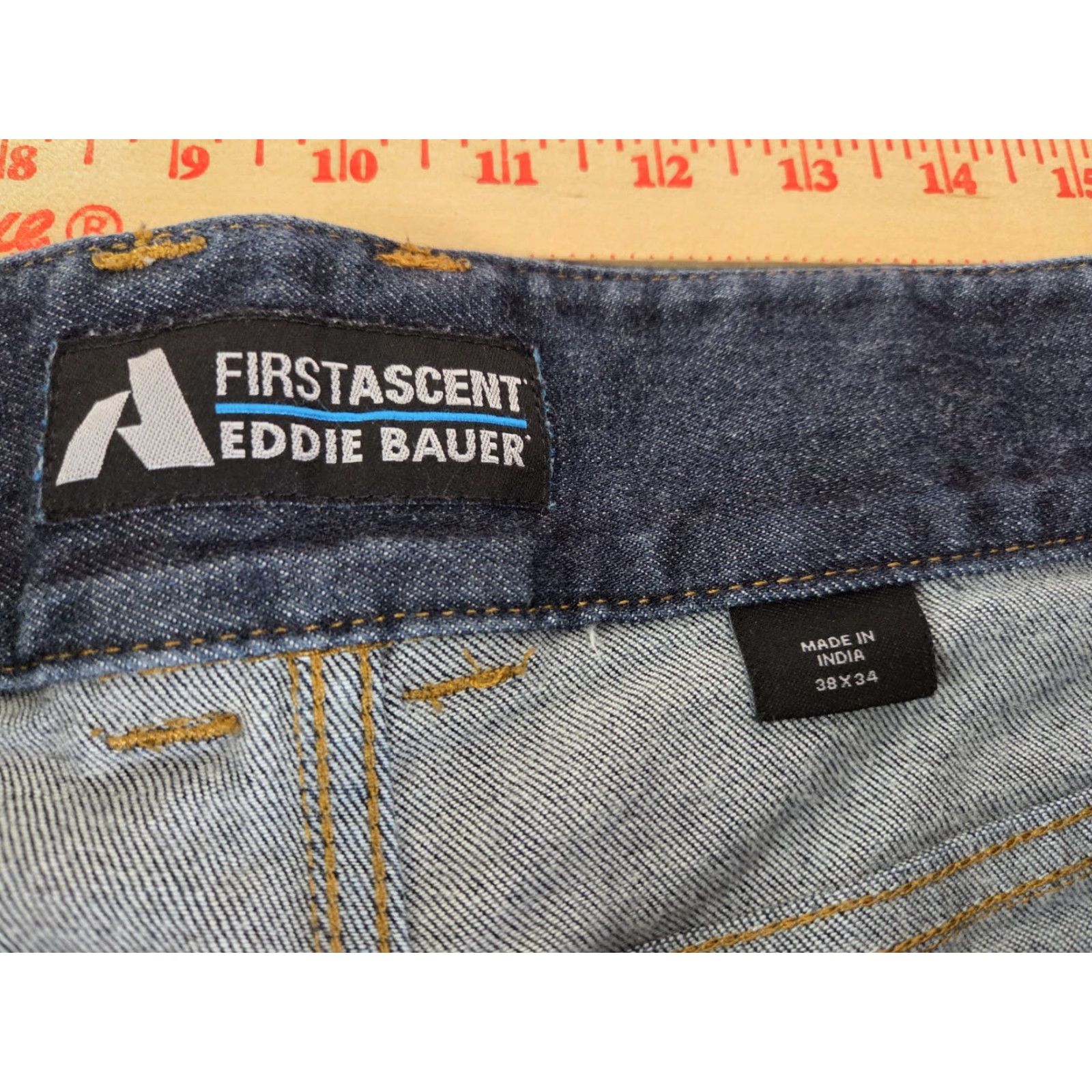 Eddie Bauer Eddie Bauer Jeans Men's 38X31 Dark Blue Relaxed Straight 5-Pocket Denim Cotton Button Zip Inseam 31"} Size US 38 / EU 54 - 4 Thumbnail