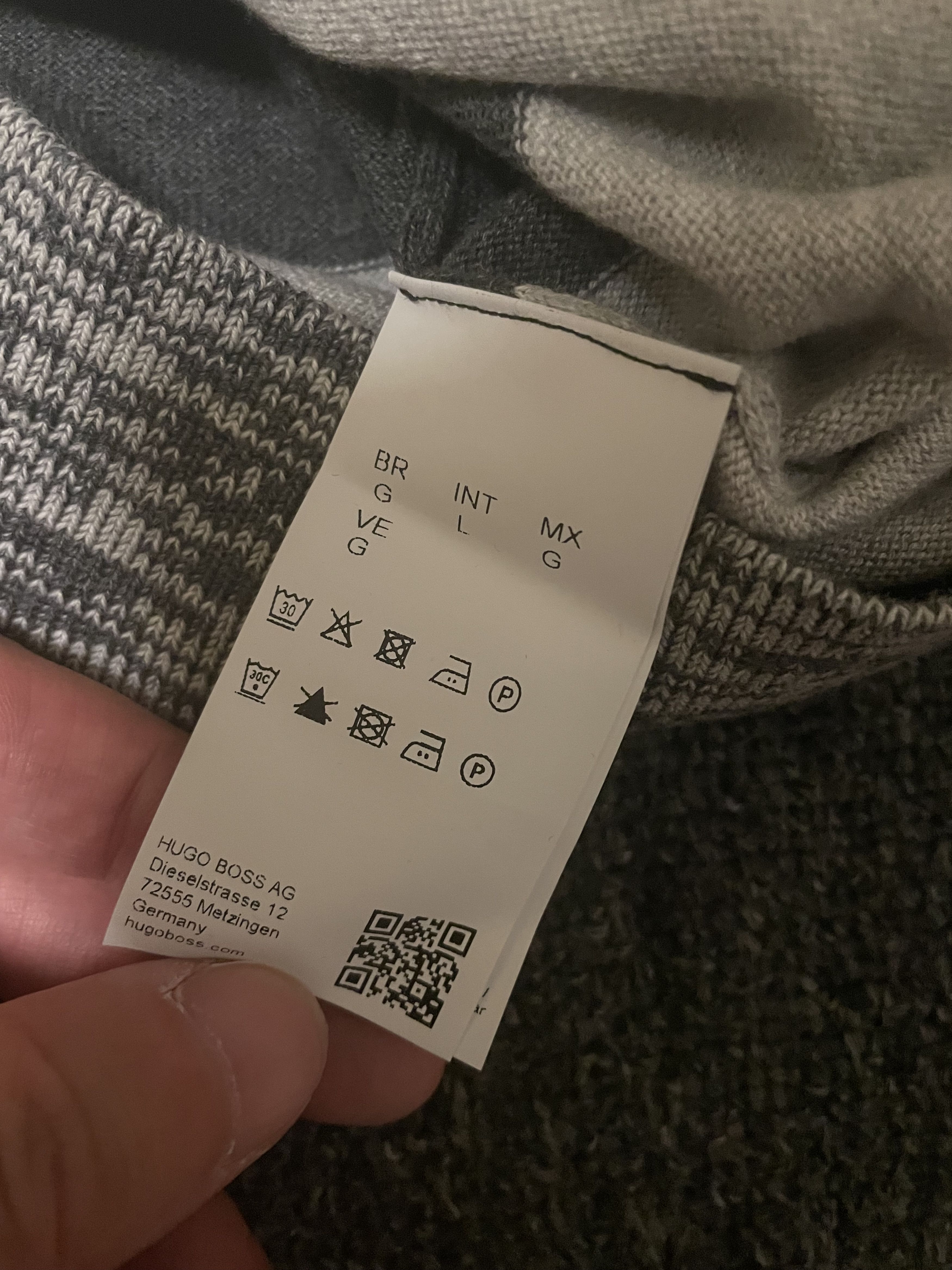 Hugo Boss hugo boss Sweaters size L Size US L / EU 52-54 / 3 - 5 Thumbnail