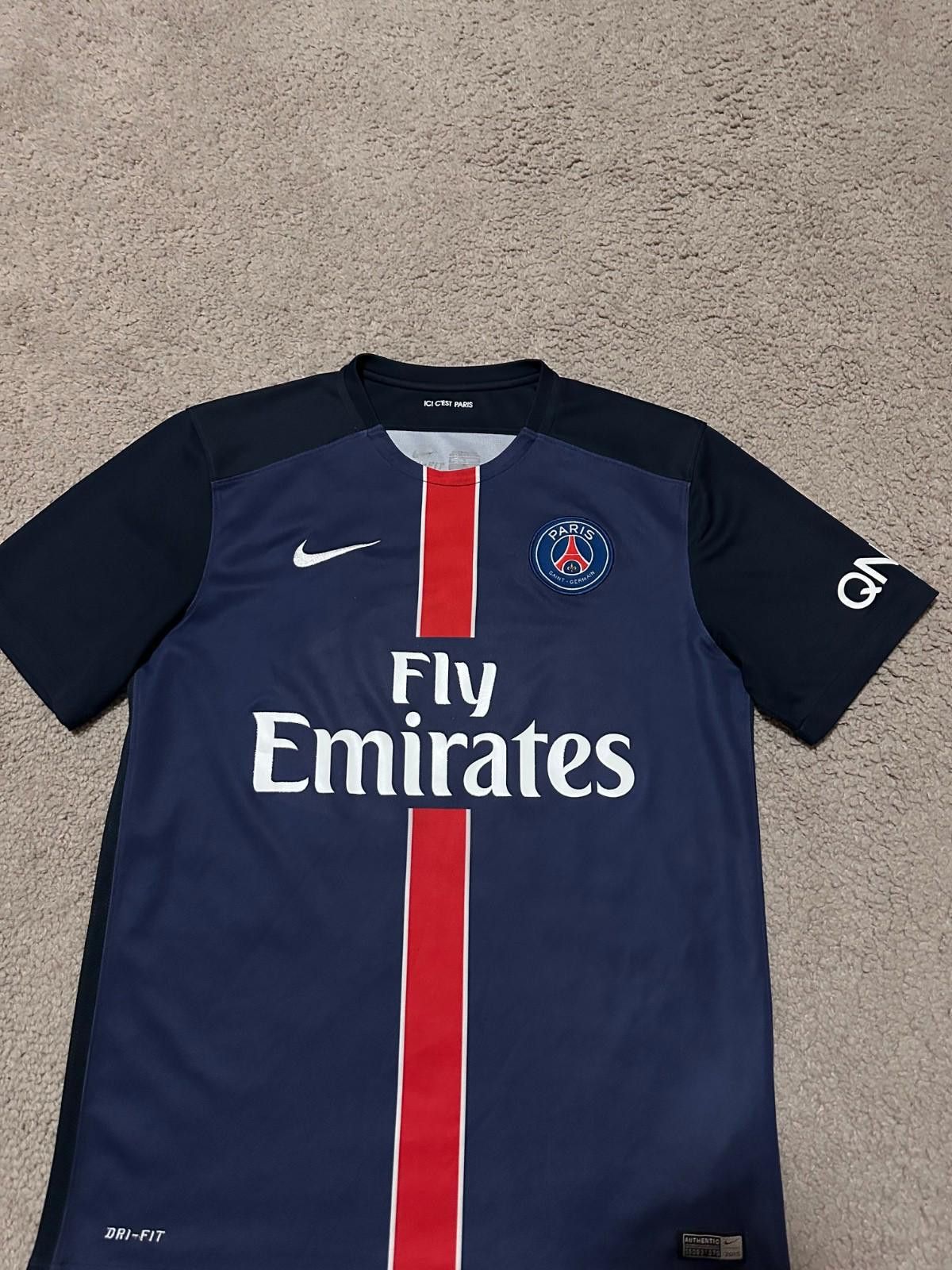 Nike PARIS SAINT GERMAIN 2015 FOOTBALL SHIRT SOCCER JERSEY NIKE Size US M / EU 48-50 / 2 - 3 Thumbnail