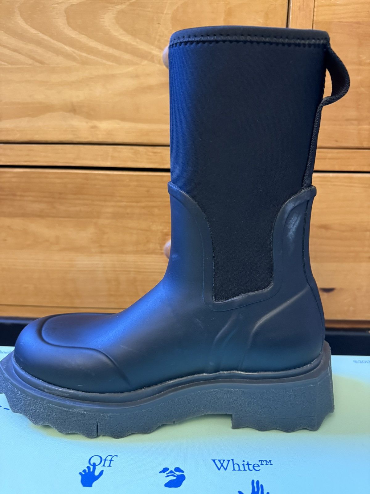Off-White Rubber Rain Boots Size US 6 / IT 36 - 7 Thumbnail