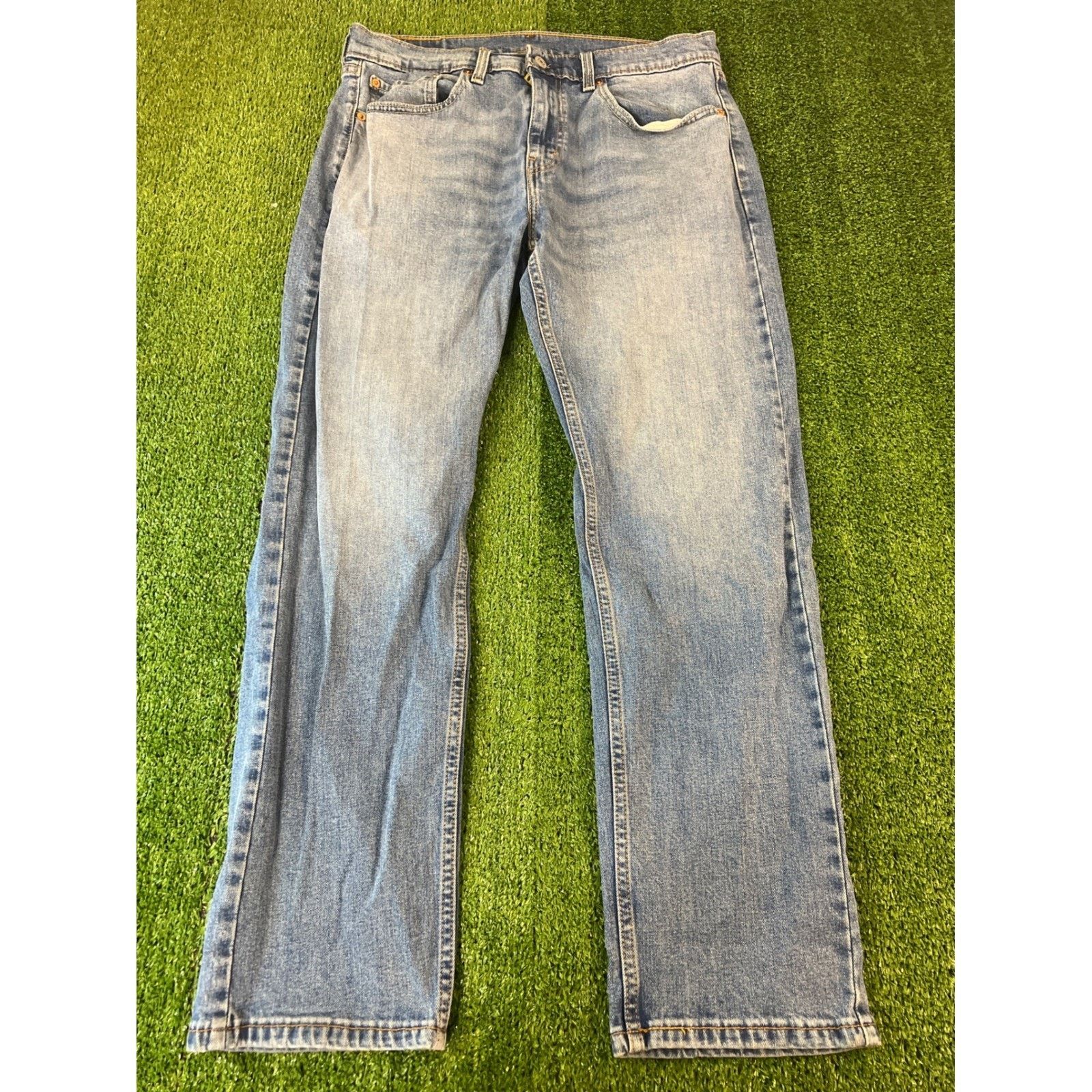 Levi's Levis 505 Straight Fit Jeans Mens 33X30 Medium Wash Size US 33 - 1 Thumbnail