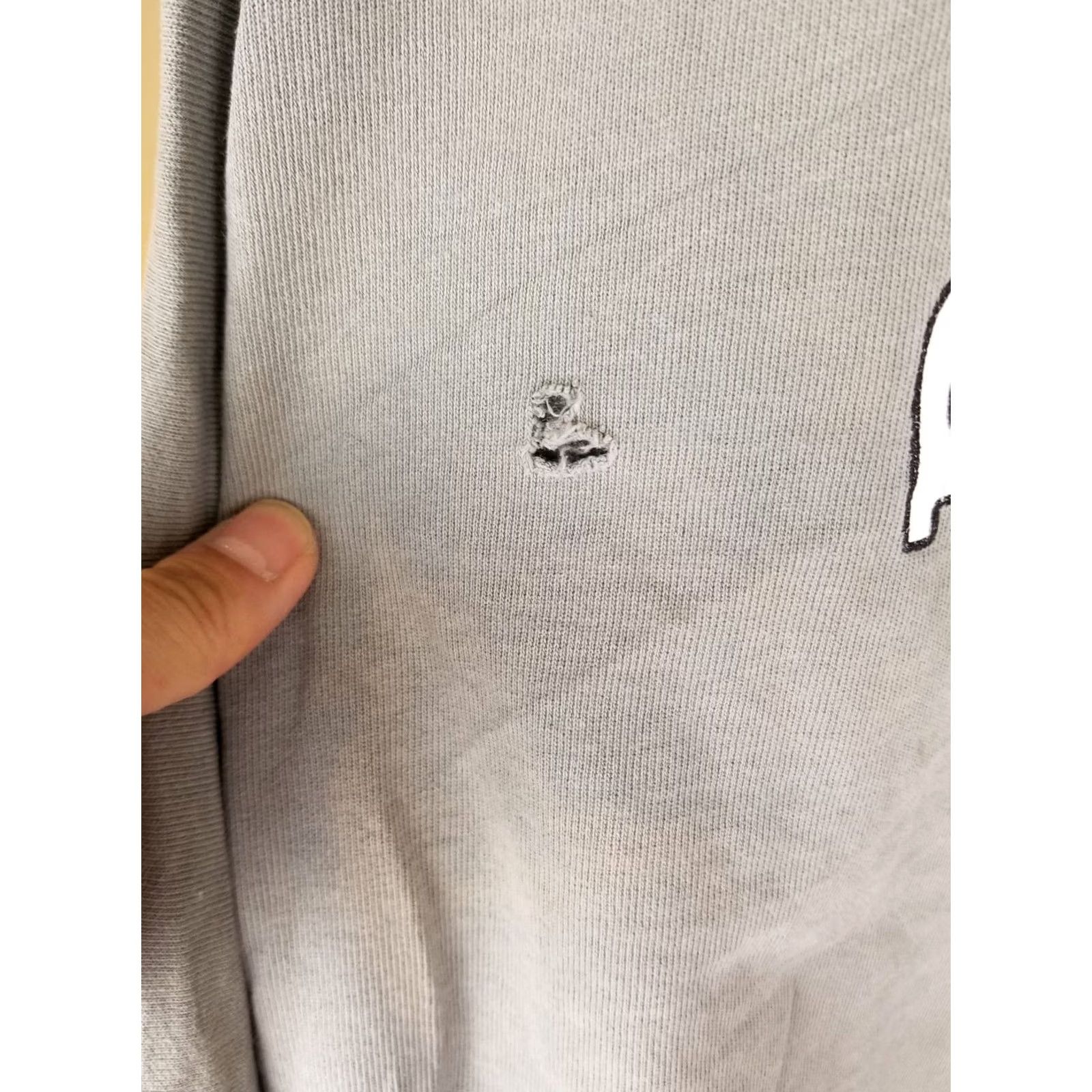 Vintage VINTAGE 90' POWER HOUSE GYM FADED DISTRESSED SWEATSHIRT SZ LARGE GRAY MADE IN USA Size US L / EU 52-54 / 3 - 6 Thumbnail