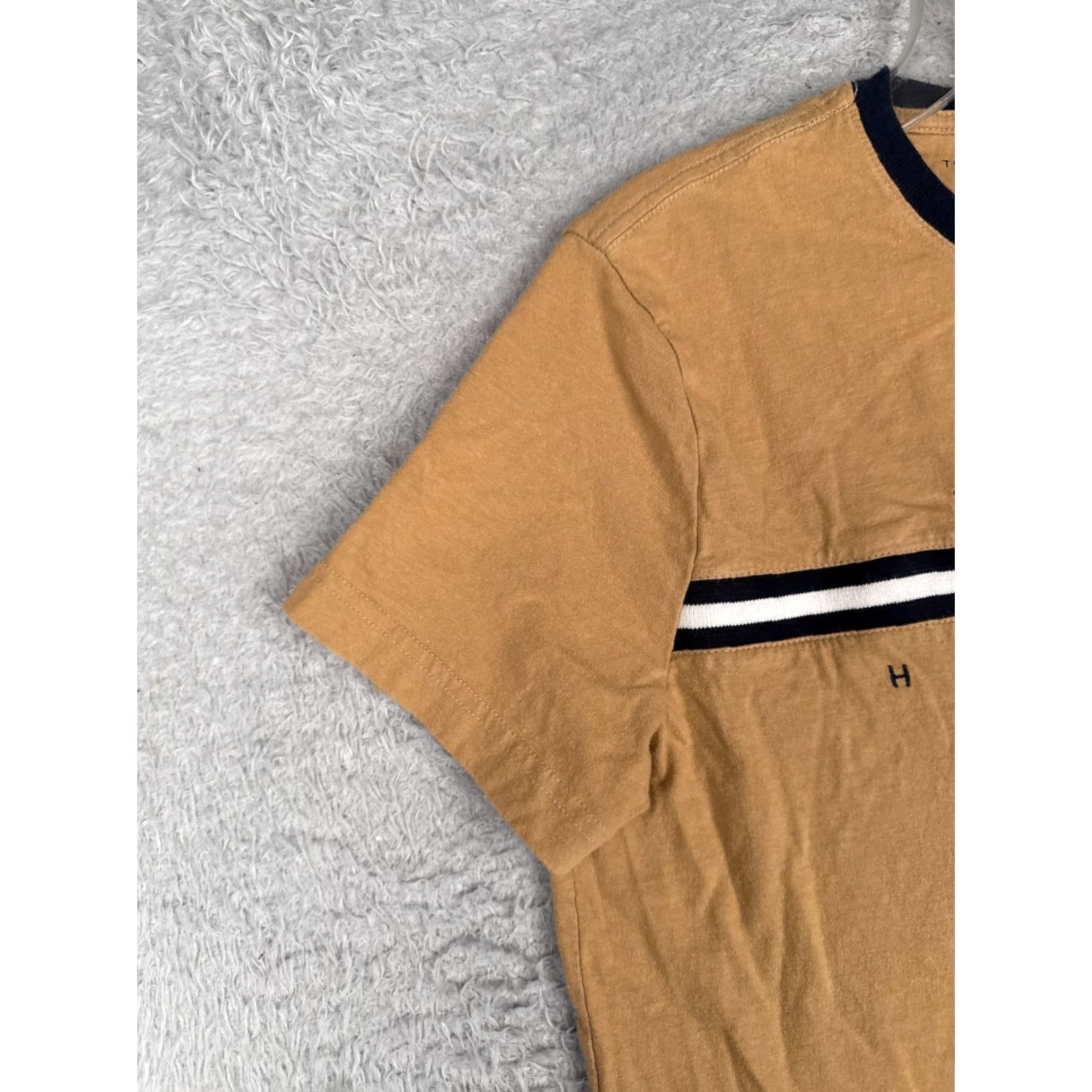 Tommy Hilfiger Tommy Hilfiger Shirt Men Small Petite Beige Crew Neck Cotton Short Sleeve Shirt - Tommy Hilfiger Shirt Men Small Beige Crew Neck Short Sleeve Cotton Size US S / EU 44-46 / 1 - 3 Thumbnail