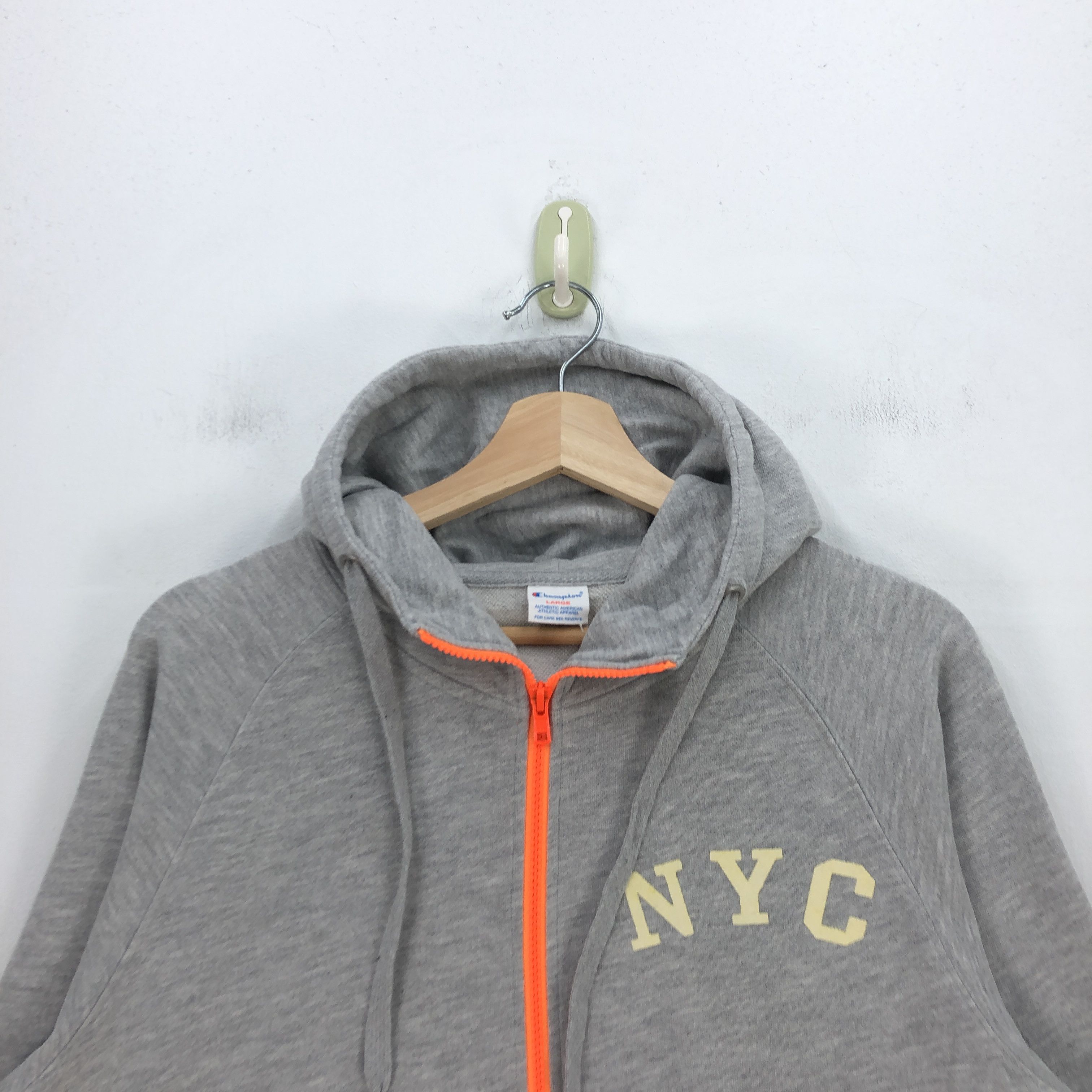 Champion × Vintage Vintage Champion Hoodie Sweater NYC Champion Sweatshirt Size US M / EU 48-50 / 2 - 4 Thumbnail