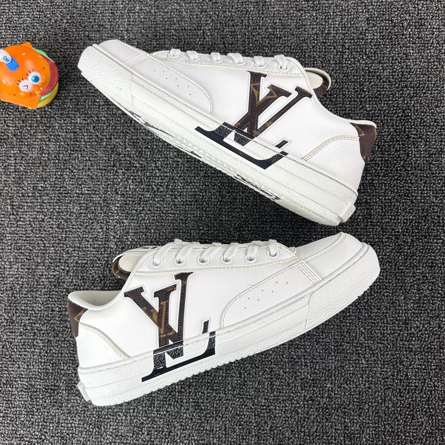 Louis Vuitton LV White Misplaced Logo Sneaker Monogram Heel Size US 5 / IT 35 - 4 Thumbnail