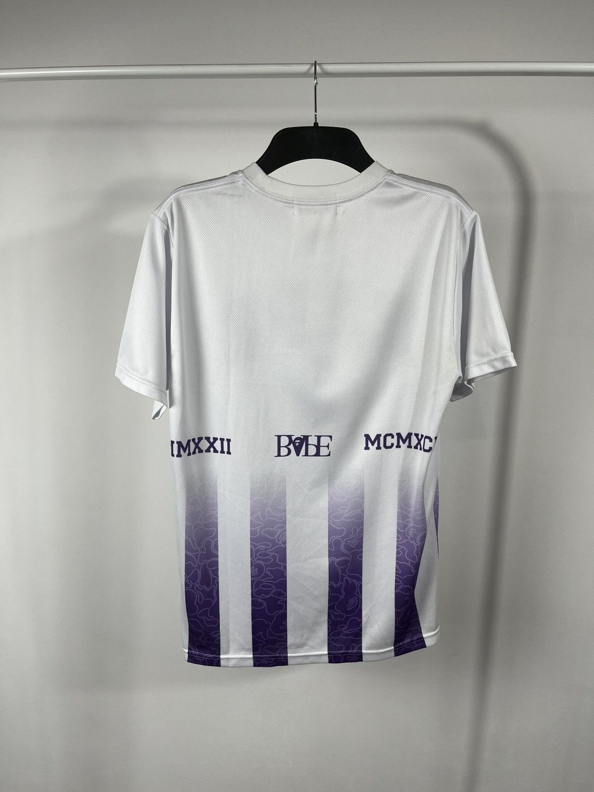 Bape BAPE A Bathing Ape White Purple Gradient Jersey Tee Size S Size US S / EU 44-46 / 1 - 15 Thumbnail