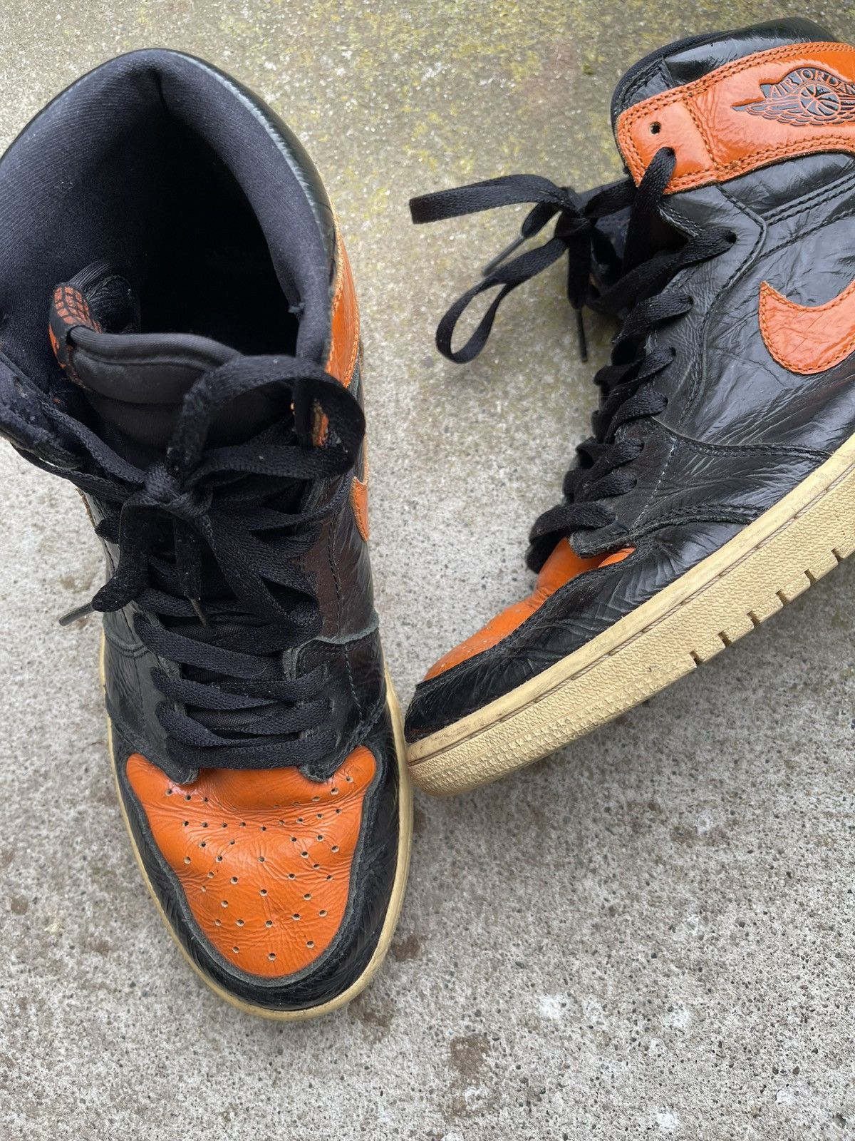 Jordan Brand Jordan 1 retro high shattered backboard 3.0 crinkled patent Size US 9.5 / EU 42-43 - 2 Thumbnail