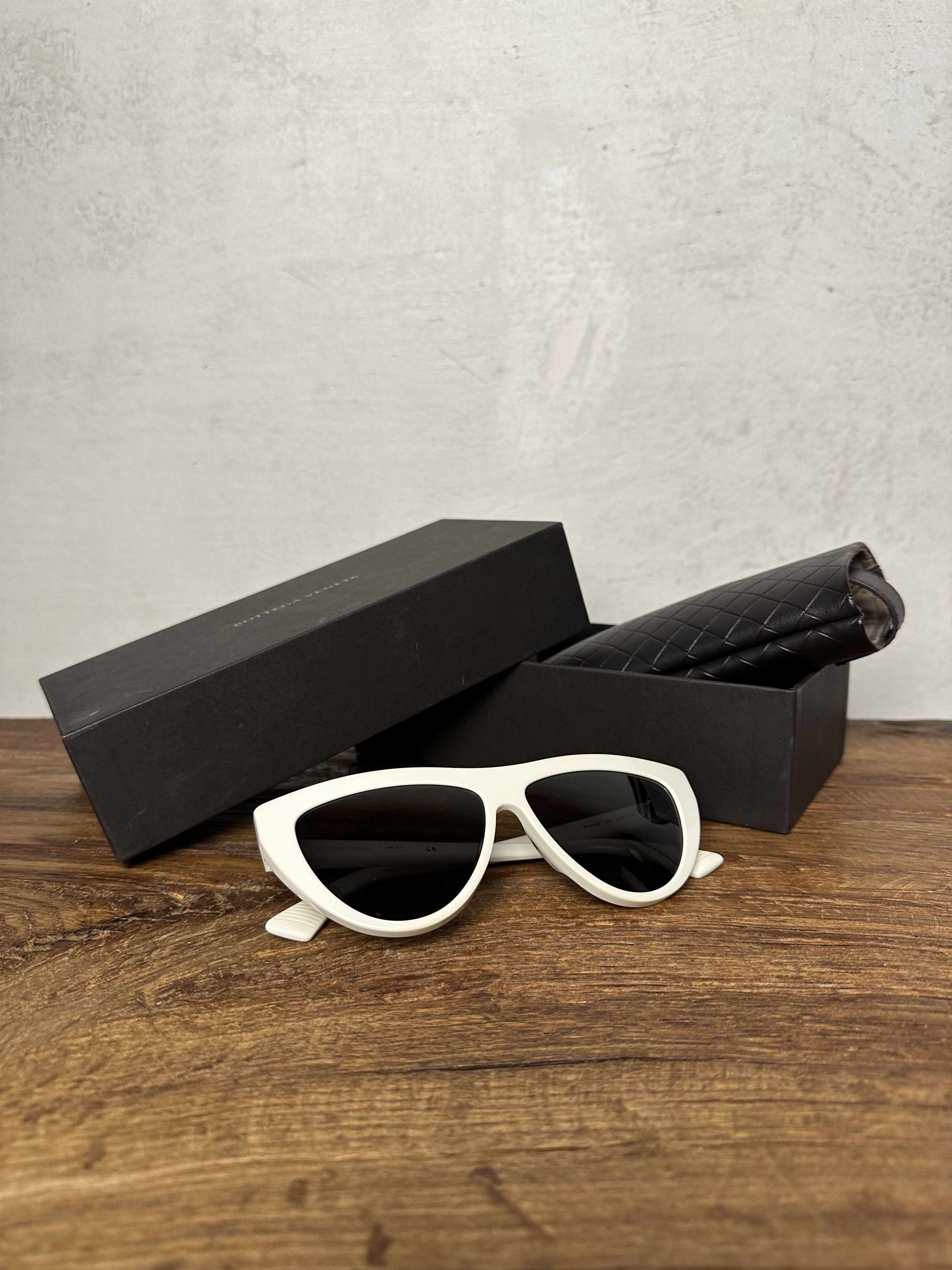 Bottega Veneta Bottega Veneta New Classic White Sunglasses Size ONE SIZE - 1 Thumbnail