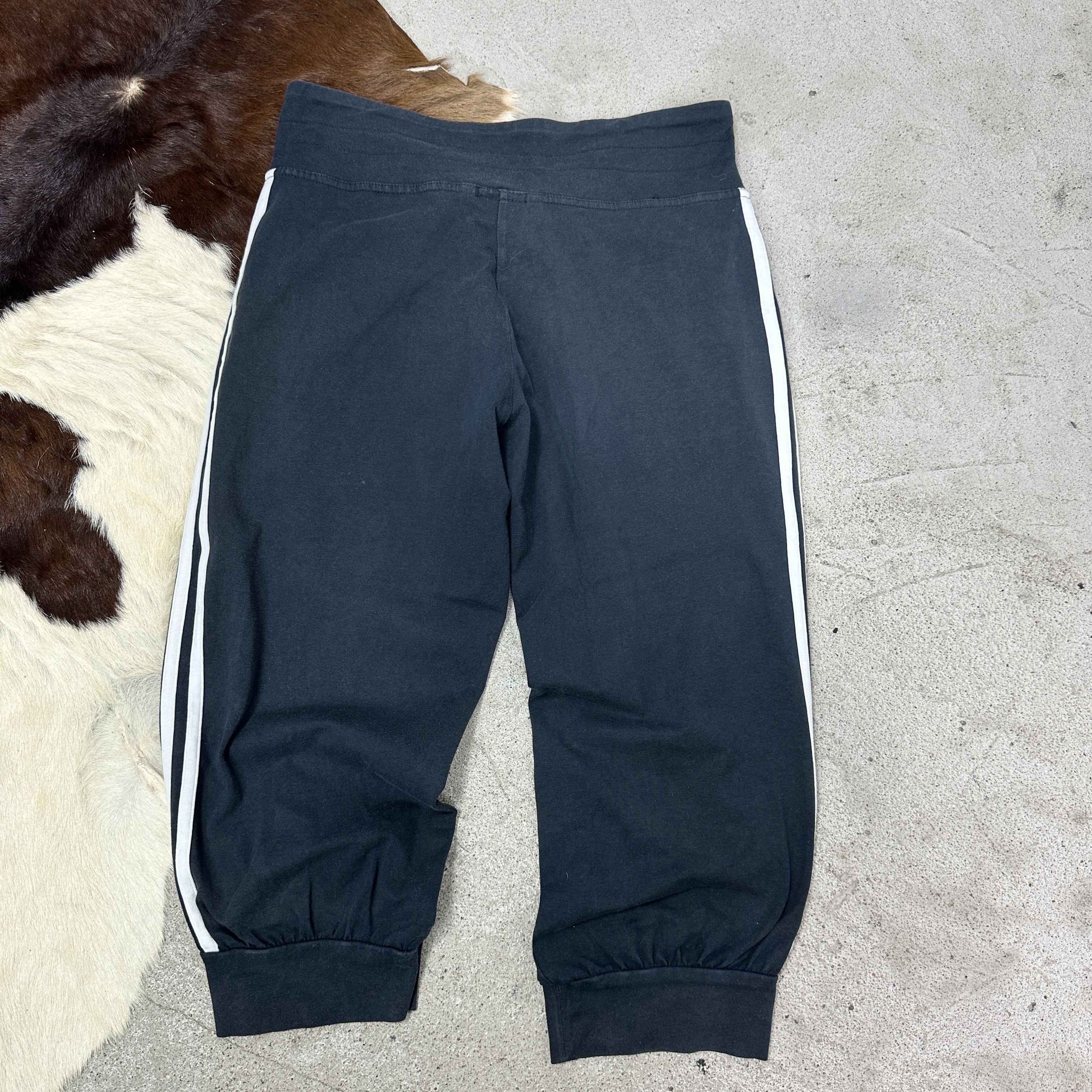Adidas Vintage Sporty Streetwear Hip Hop Adidas Capri Pants Y2K Size 26" / US 2 / IT 38 - 5 Thumbnail