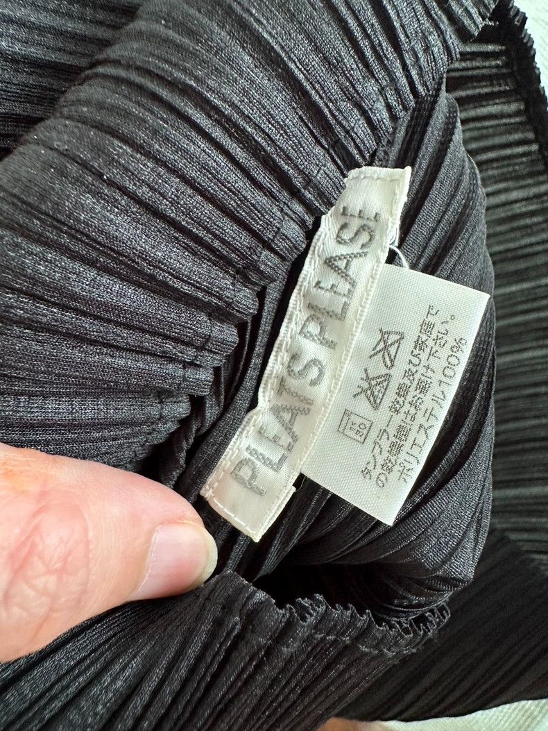 Issey Miyake Issey Miyake size:3 Dark green diamond-shaped square patch Size S / US 4 / IT 40 - 5 Thumbnail