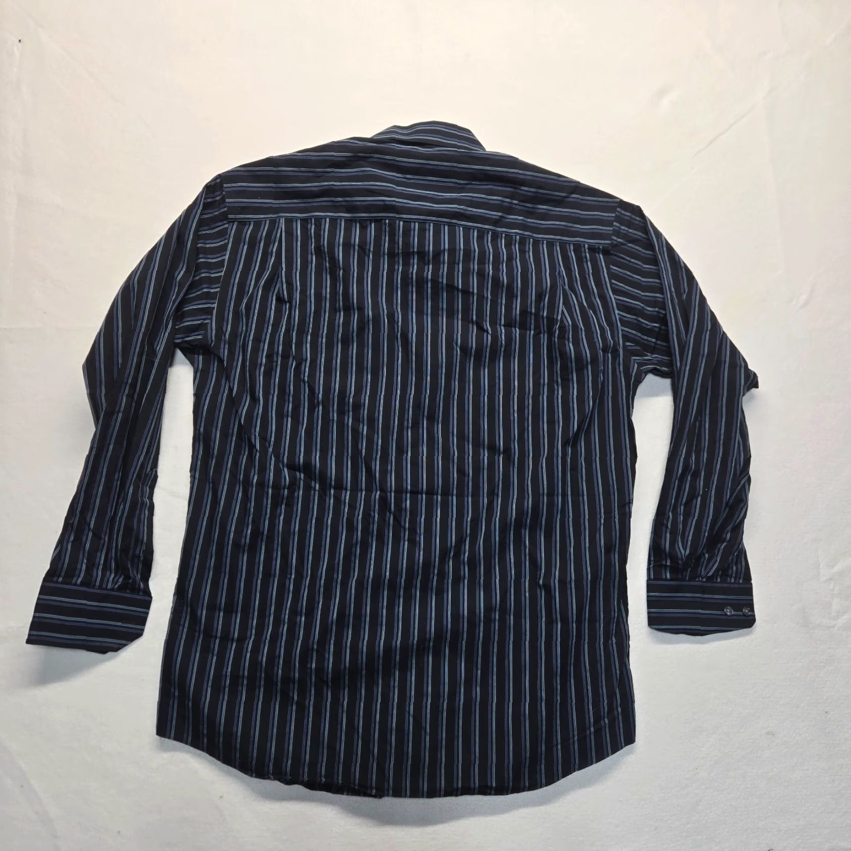 Liz Claiborne Claiborne Shirt Striped Button-Up Long Sleeve Men 15.5 32/33 Black Cotton Casual Size US L / EU 52-54 / 3 - 7 Thumbnail