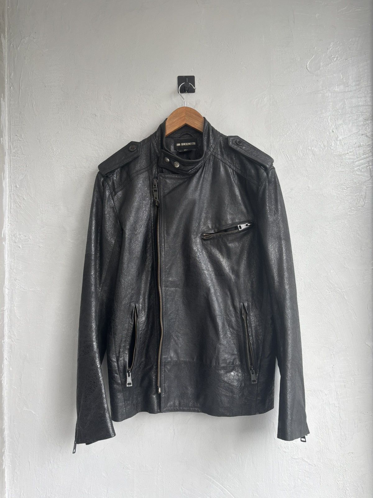 Ann Demeulemeester Ann Demeulemeester SS2003 cracked leather biker jacket Size US M / EU 48-50 / 2 - 4 Thumbnail