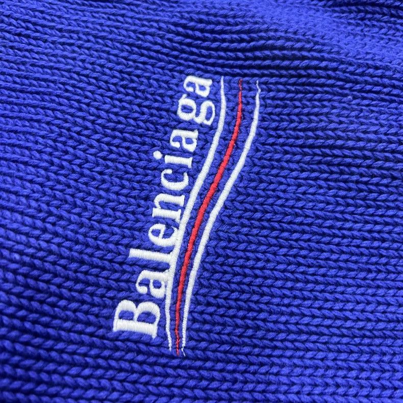 Balenciaga Balenciaga Distressed Two-Piece Coca-Cola Sweater Size US S / EU 44-46 / 1 - 6 Thumbnail