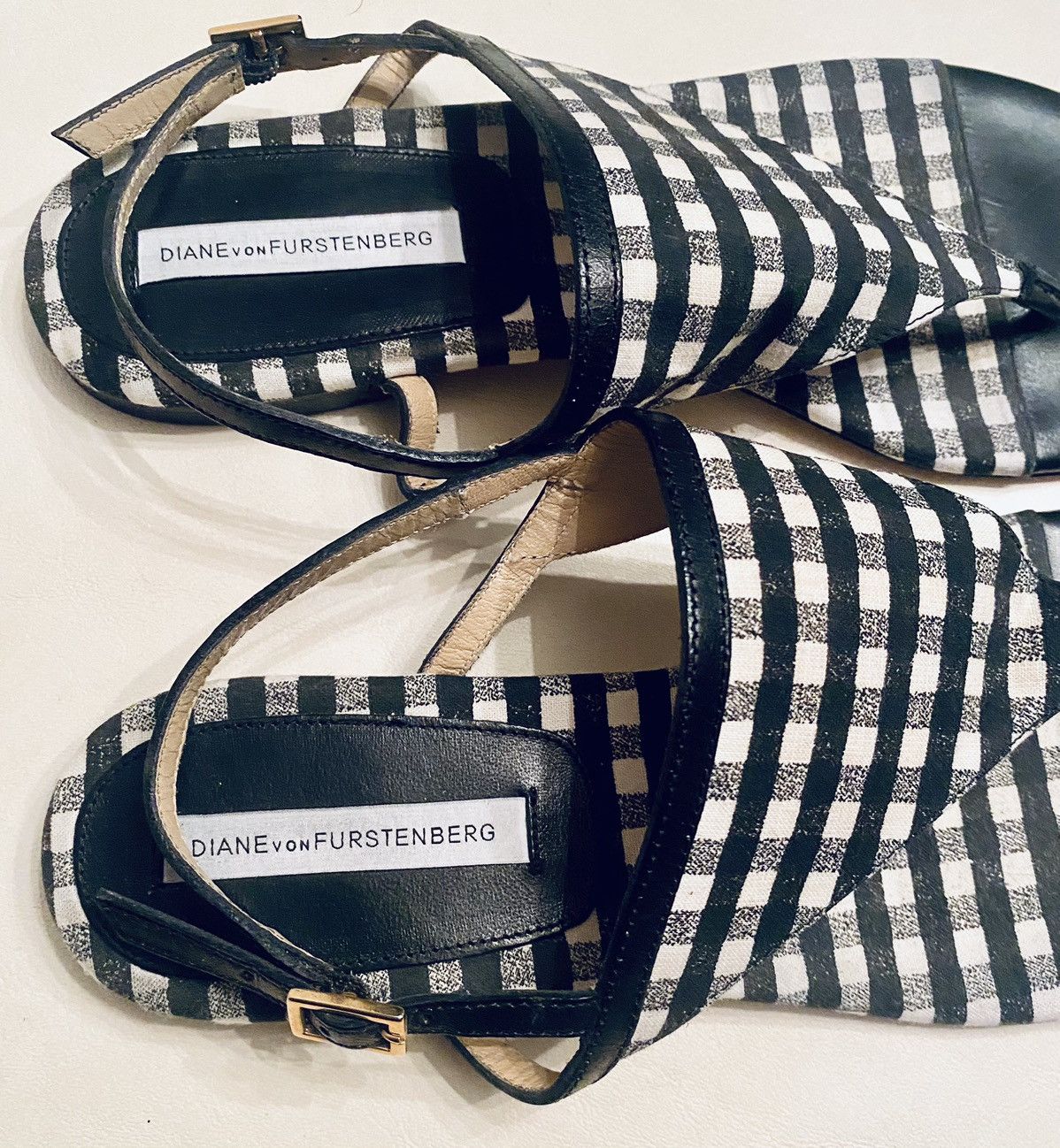 Diane von Furstenberg DvF 🇮🇹 Italian Summer Gingham Check Thong Sandals 7.5 B Size US 7.5 / IT 37.5 - 11 Thumbnail
