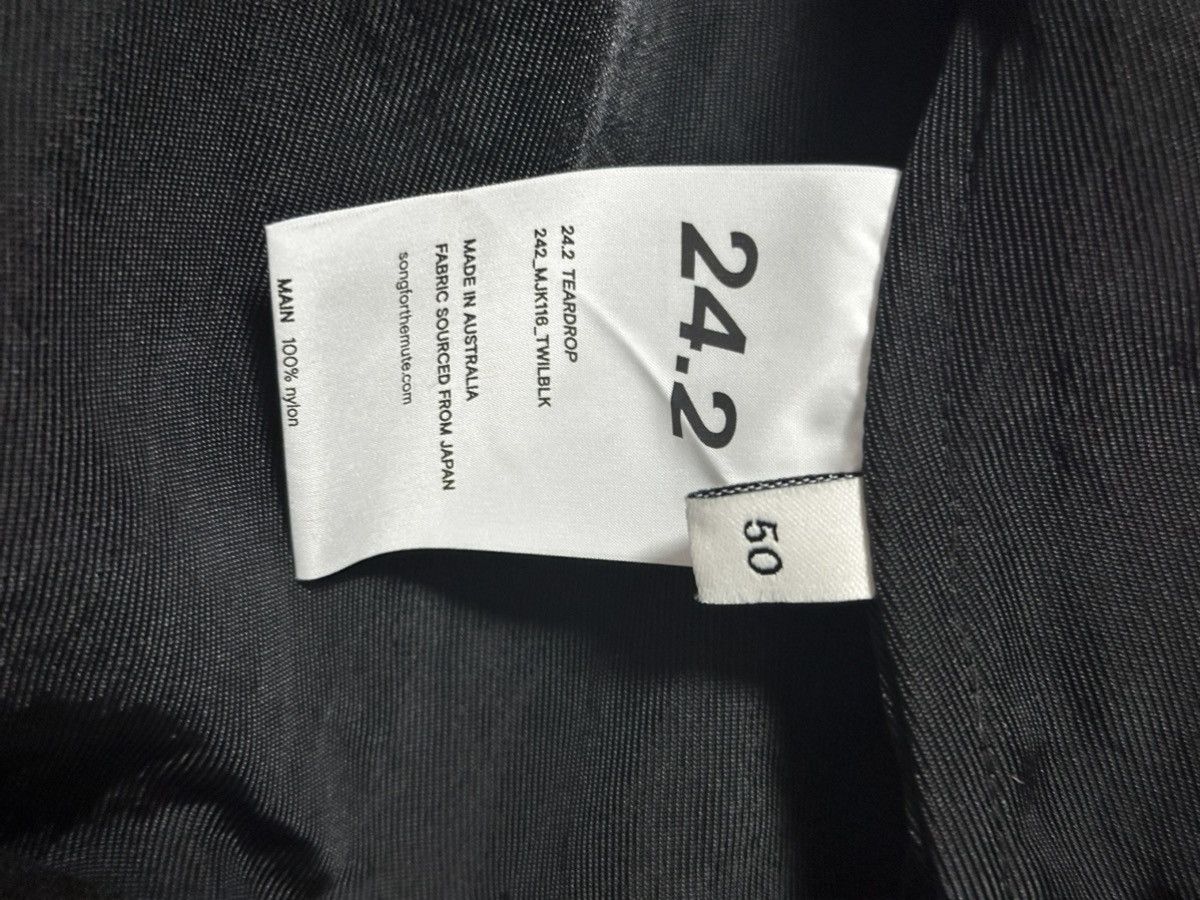 Song For The Mute Song for the mute 24.2 Track Jacket Size US M / EU 48-50 / 2 - 4 Thumbnail