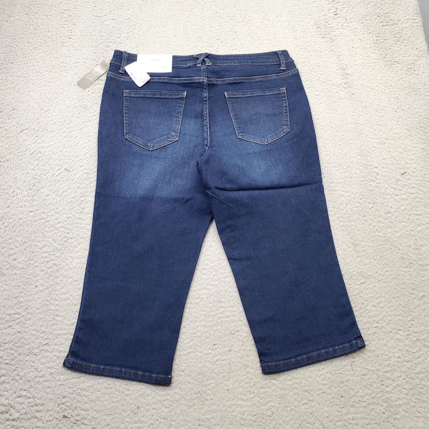 Vintage Christopher & Banks Cropped Jeans Womens Size 10P Blue Denim Mid Rise Shaped Fit Jeans Size 32" / US 10 / IT 46 - 2 Thumbnail