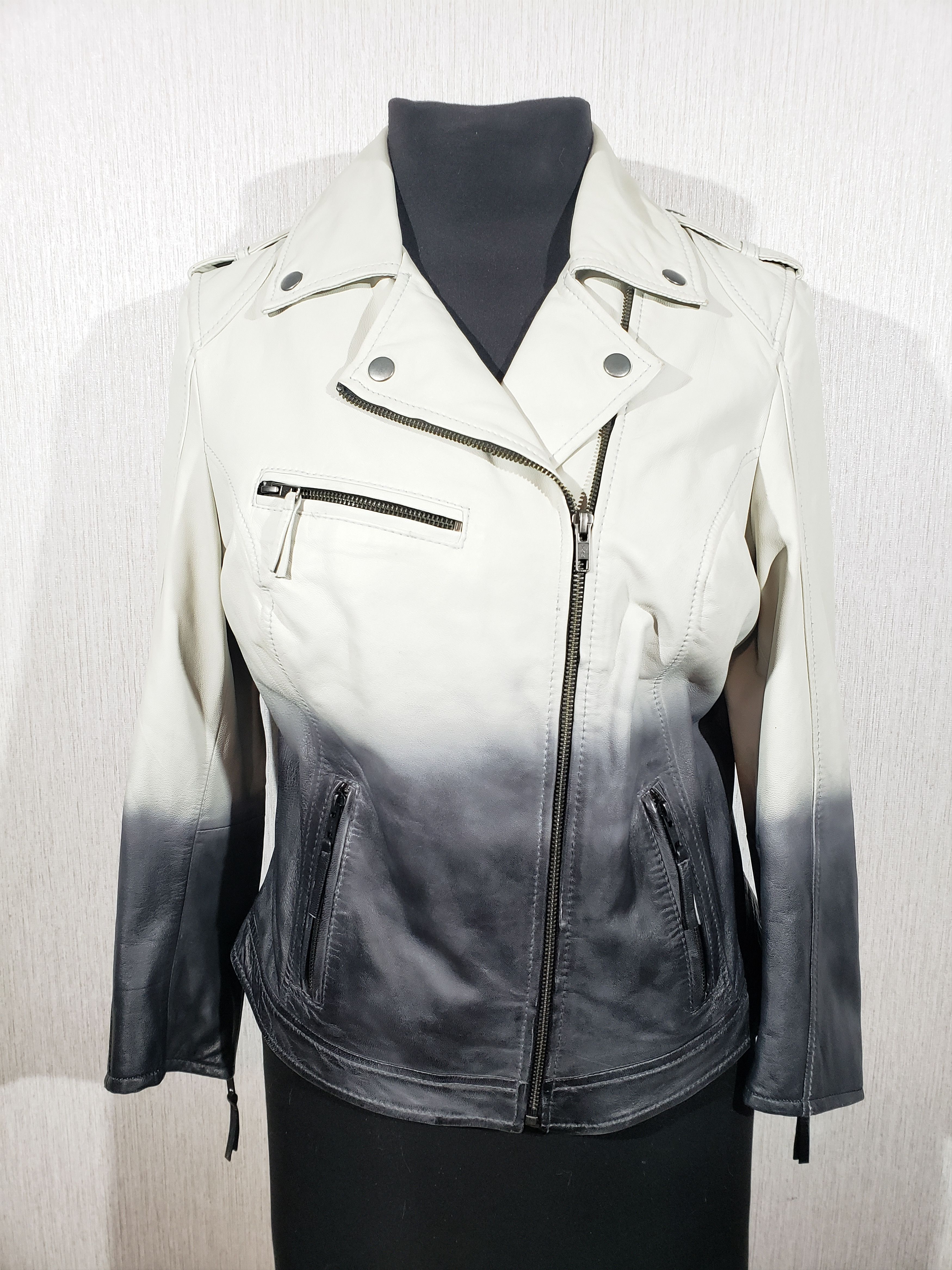 Other Black and white women's biker jacket made of leather. Size M / US 6-8 / IT 42-44 - 1 Thumbnail