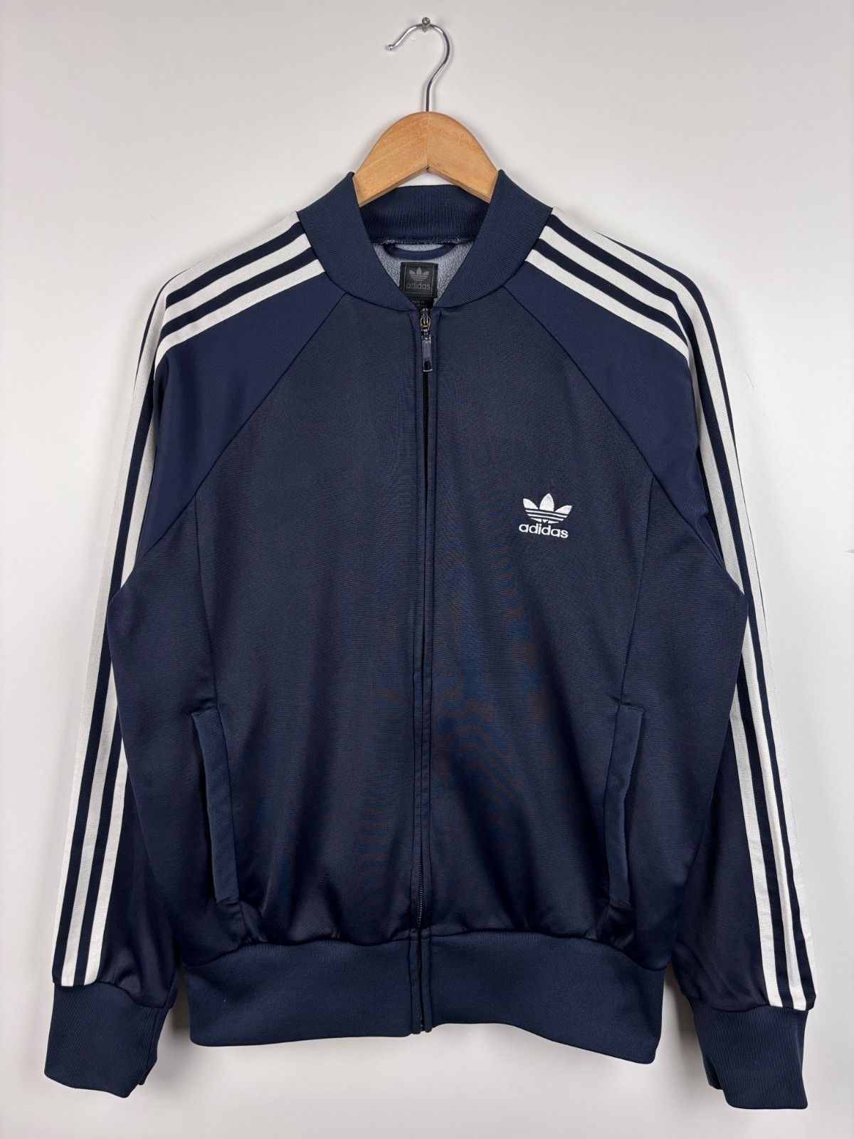 Adidas Vintage Adidas Trefoil Track Jacket Navy Blue Mens Size M Size US M / EU 48-50 / 2 - 1 Thumbnail