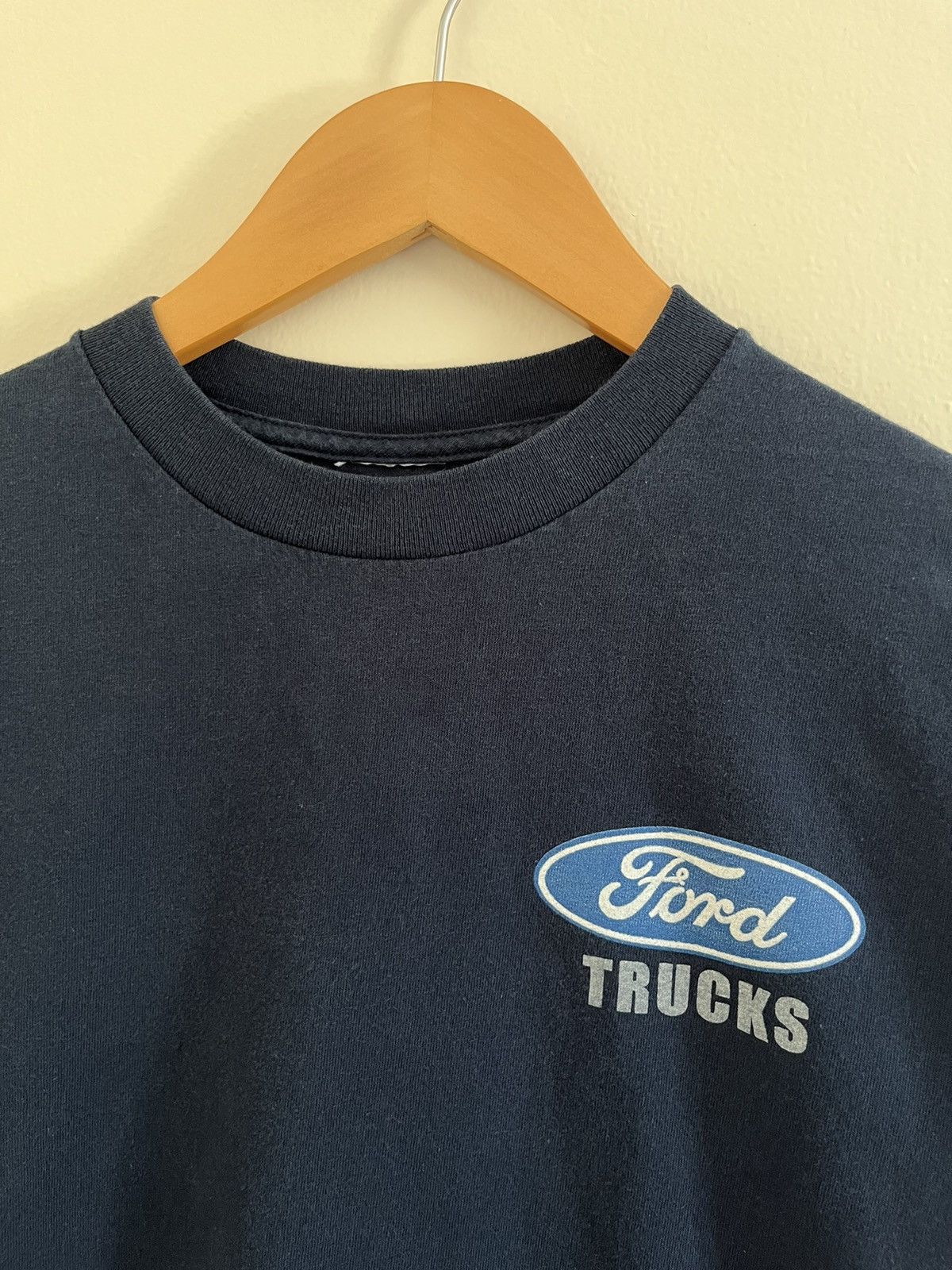 Ford Vintage Y2K Ford Trucks “Built Tough” T-Shirt Size US M / EU 48-50 / 2 - 4 Thumbnail