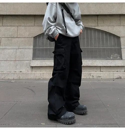 VIBE Stylish Black Cargo Pants with Utility Pockets Size US 32 / EU 48 - 3 Thumbnail