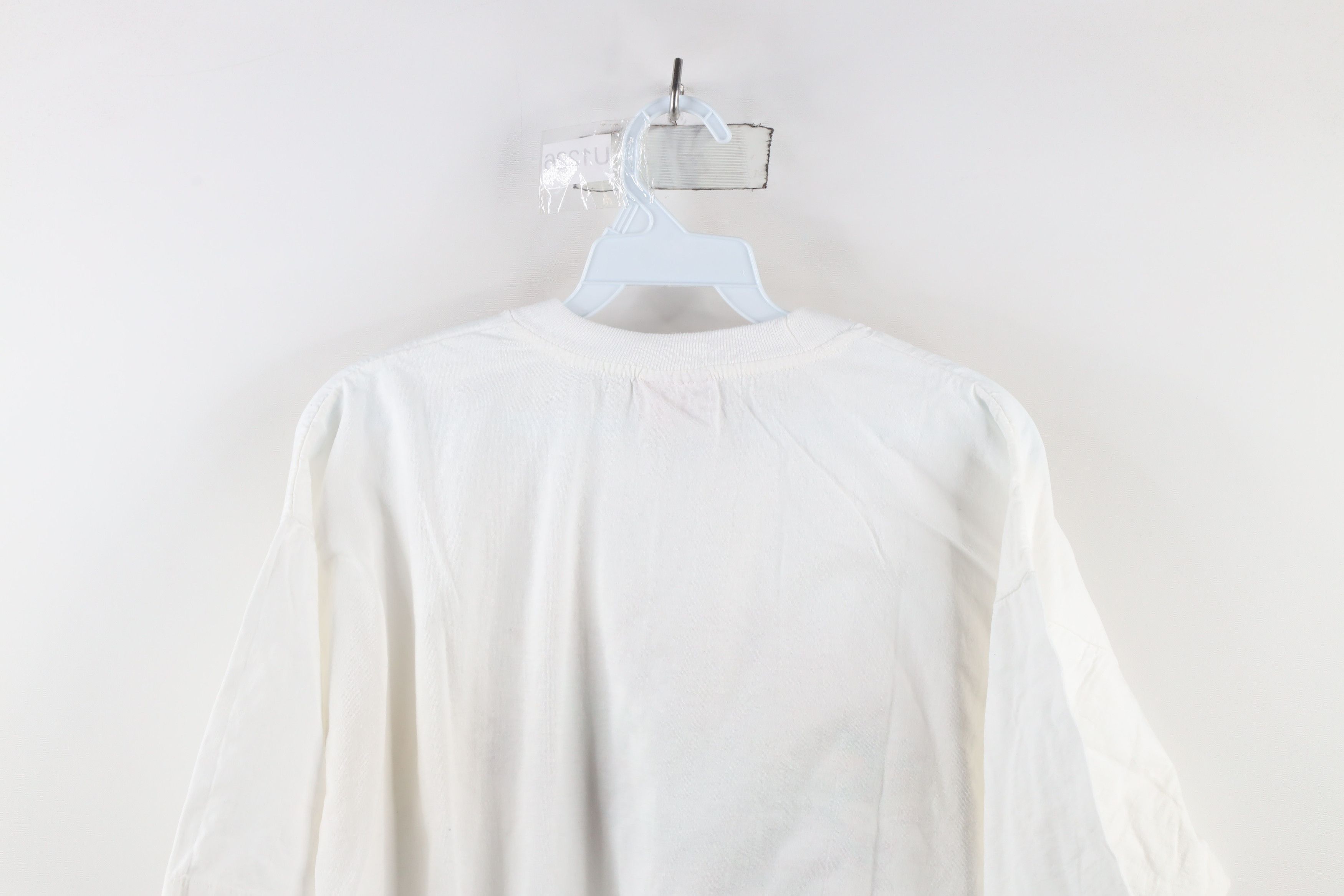 Vintage Vintage 90s Streetwear Singapore Flower T-Shirt White Cotton Size US XL / EU 56 / 4 - 12 Thumbnail