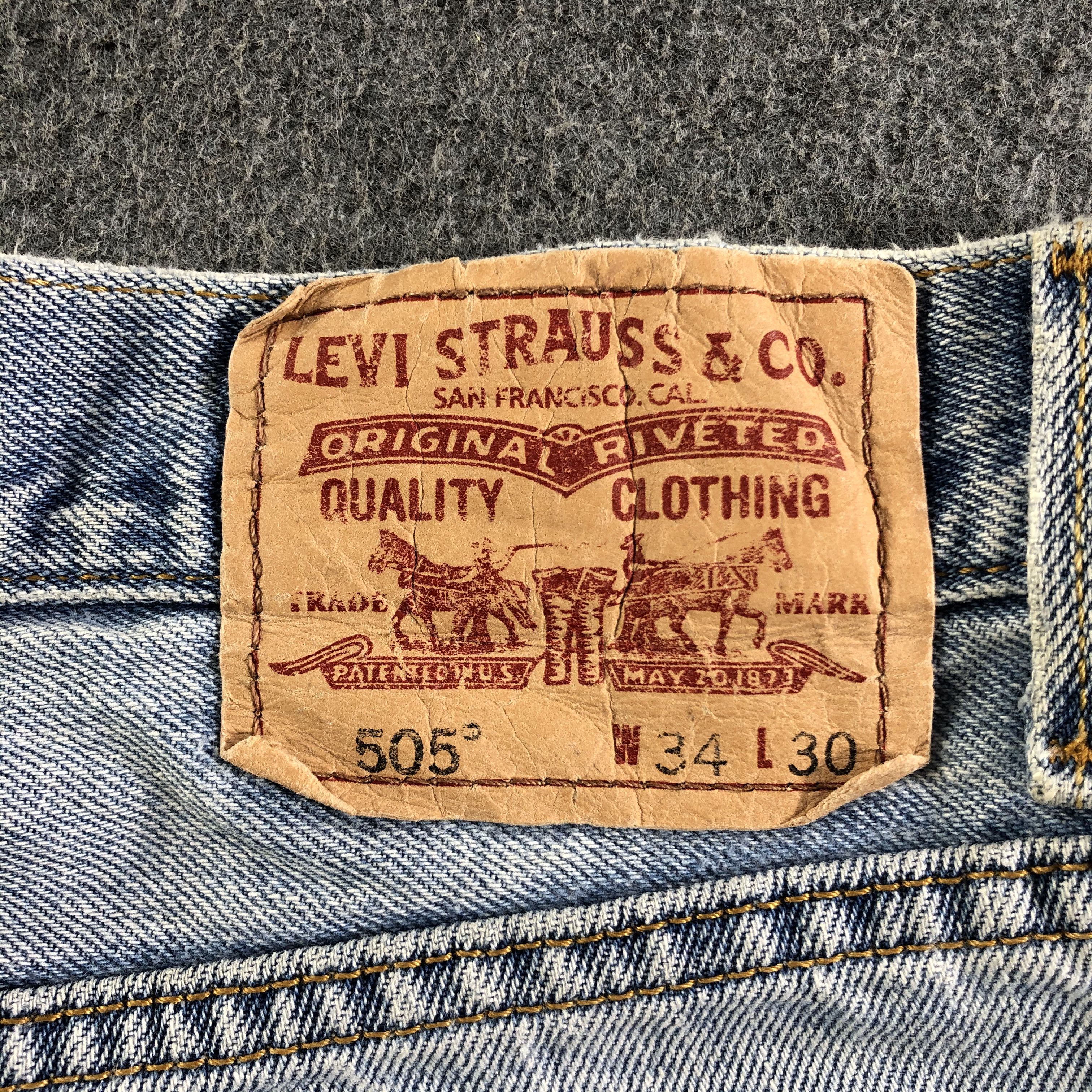 Levi's Vintage Light Wash Levis 505 Jeans-J3009 Size US 35 - 5 Thumbnail