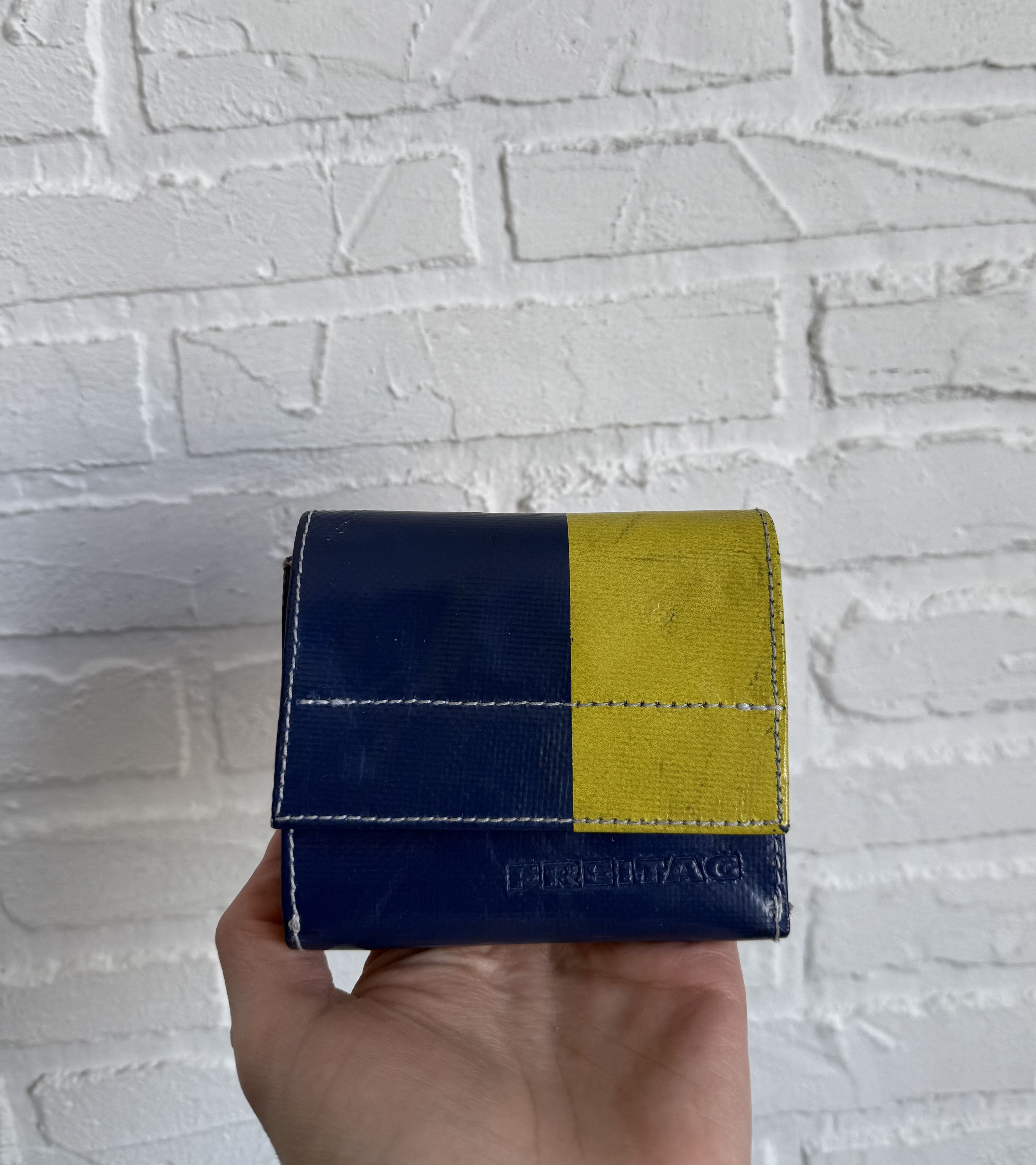 Freitag FREITAG Dallas wallet blue yellow Size ONE SIZE - 2 Thumbnail
