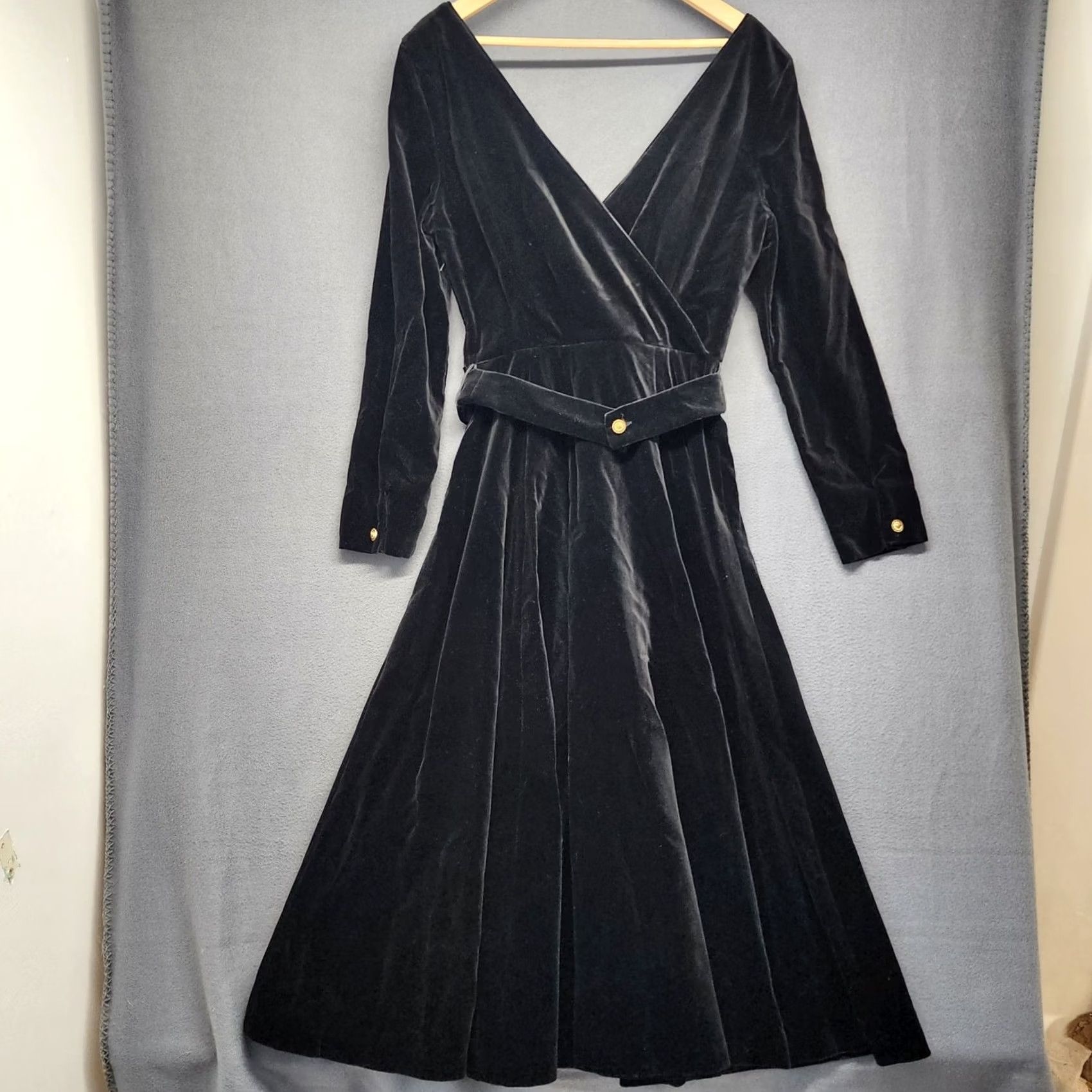 Laura Ashley VINTAGE Laura Ashley Dress Womens 12 Black Velvet Victorian Whimsygoth Belt Size XL / US 12-14 / IT 48-50 - 2 Thumbnail