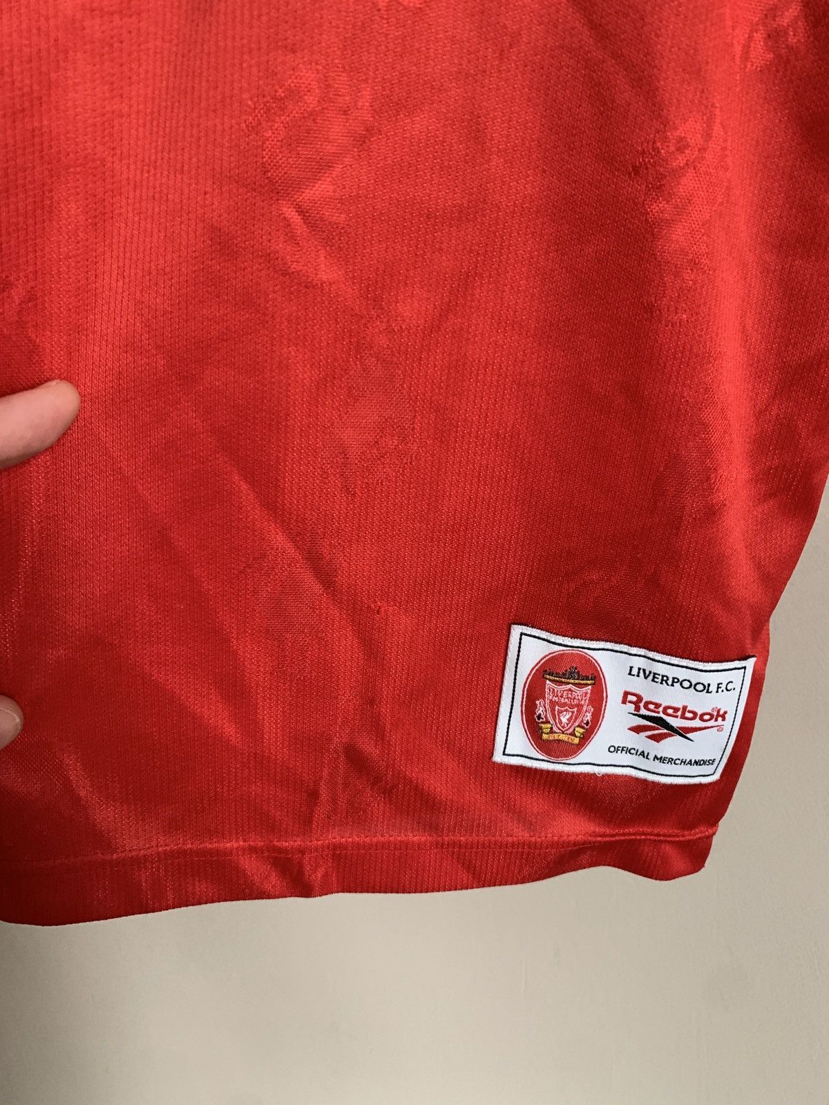 Reebok Liverpool 1996/98 Home Football Shirt Reebok Vintage Sz L Size US L / EU 52-54 / 3 - 9 Thumbnail