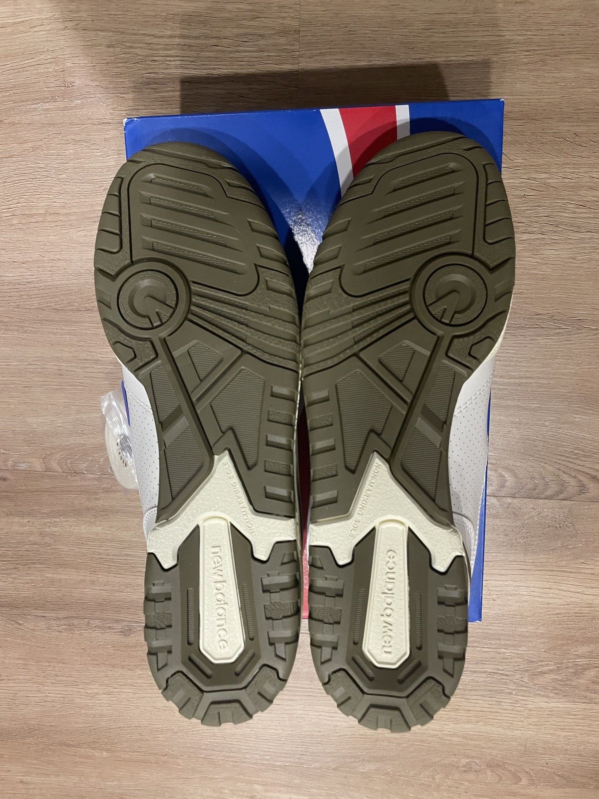 Aime Leon Dore × New Balance White Olive Aime Leon Dore X New Balance size 12 Size US 12 / EU 45 - 4 Thumbnail