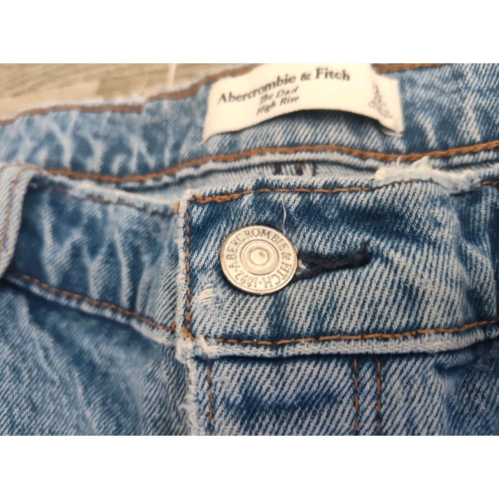 Abercrombie & Fitch VINTAGE Abercrombie & Fitch Women's Jeans 31/12 High Rise Straight Fit Distressed Blue 90s Retro Grunge Size 24" / US 00 / IT 34 - 6 Thumbnail