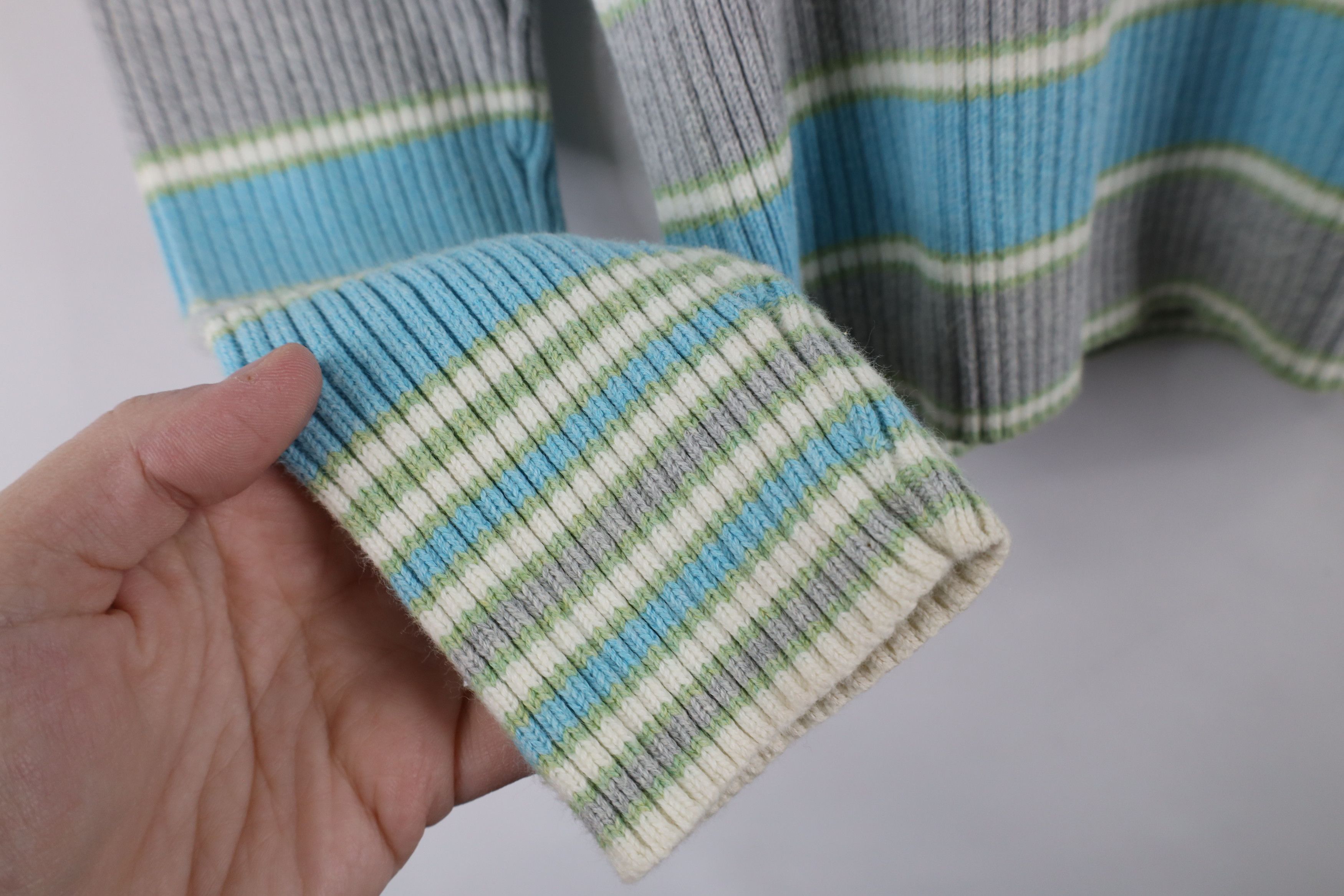 Eddie Bauer × Vintage Vintage 90s Eddie Bauer Block Ribbed Knit Turtleneck Sweater Size M / US 6-8 / IT 42-44 - 4 Thumbnail
