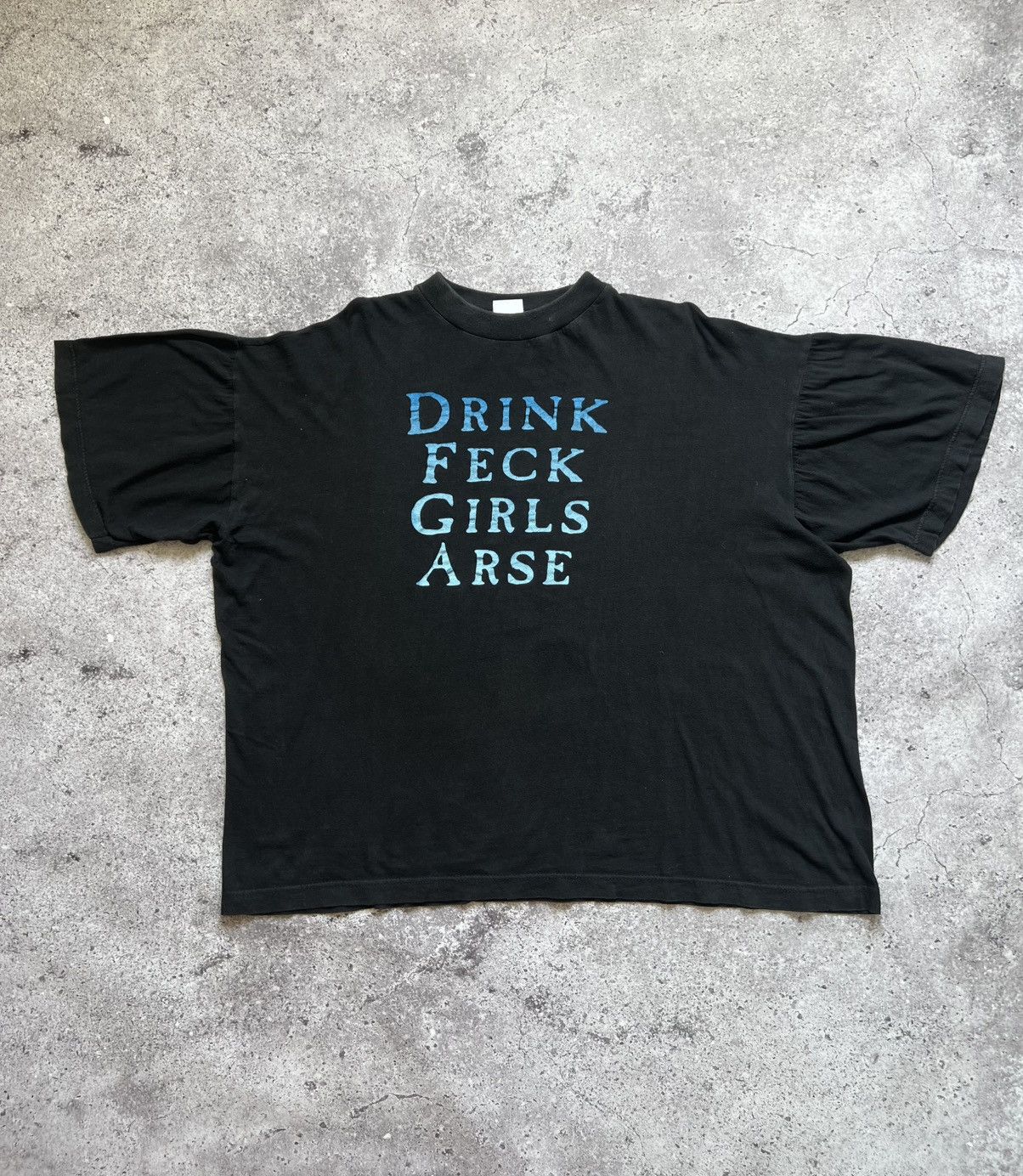 Vintage 90s Father Ted Drink Feck Girls Arse T-shirt