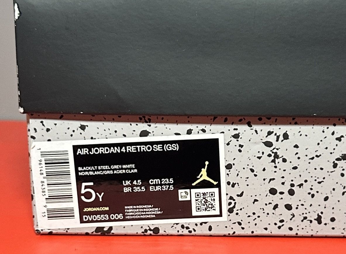 Jordan Brand Size 5 (GS) - Jordan 4 Retro SE Black Canvas Size US 5 / EU 37 - 8 Thumbnail