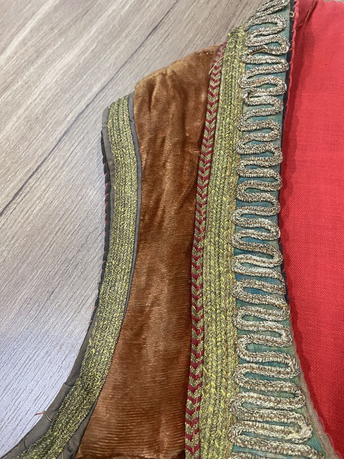Vintage Vintage Afghan Vest Velvet Metallic Thread Embroidered Size US S / EU 44-46 / 1 - 11 Thumbnail