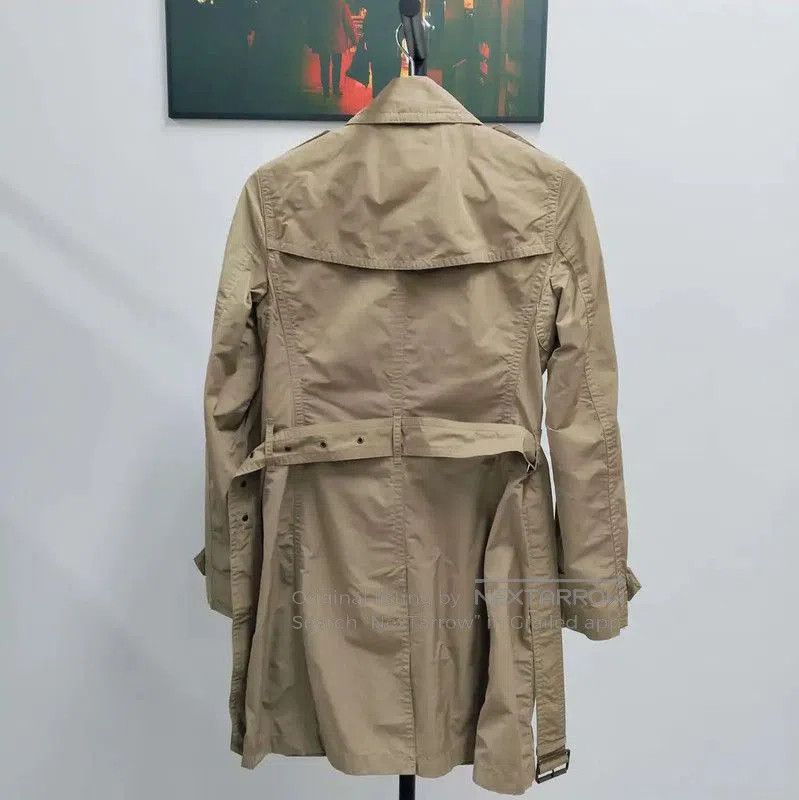 Burberry Burberry M Size Long Khaki Trench Coat. Size M / US 6-8 / IT 42-44 - 2 Thumbnail