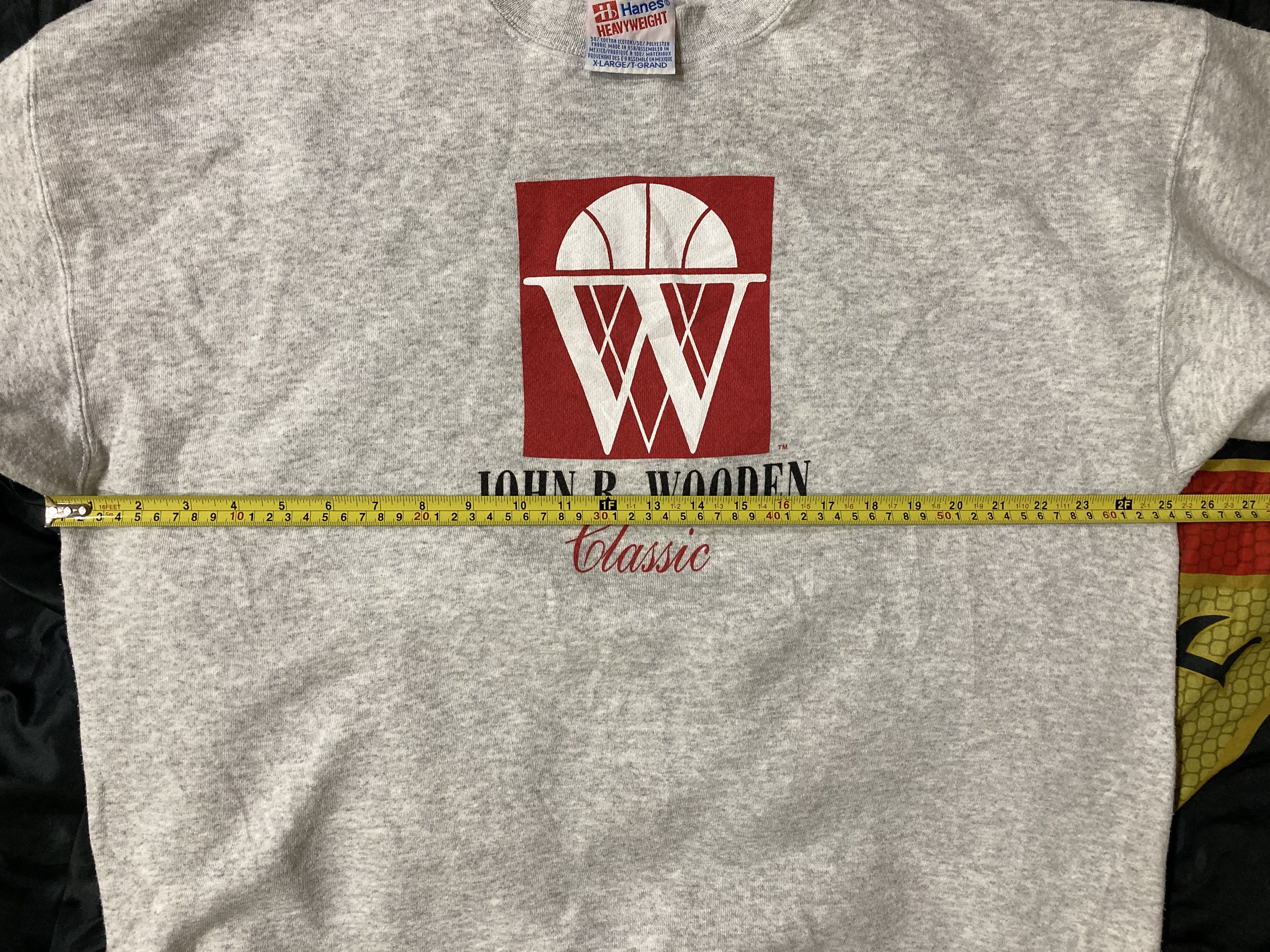 Vintage Vintage John Robert Wooden Basketball Sweatshirt Size US XL / EU 56 / 4 - 5 Thumbnail