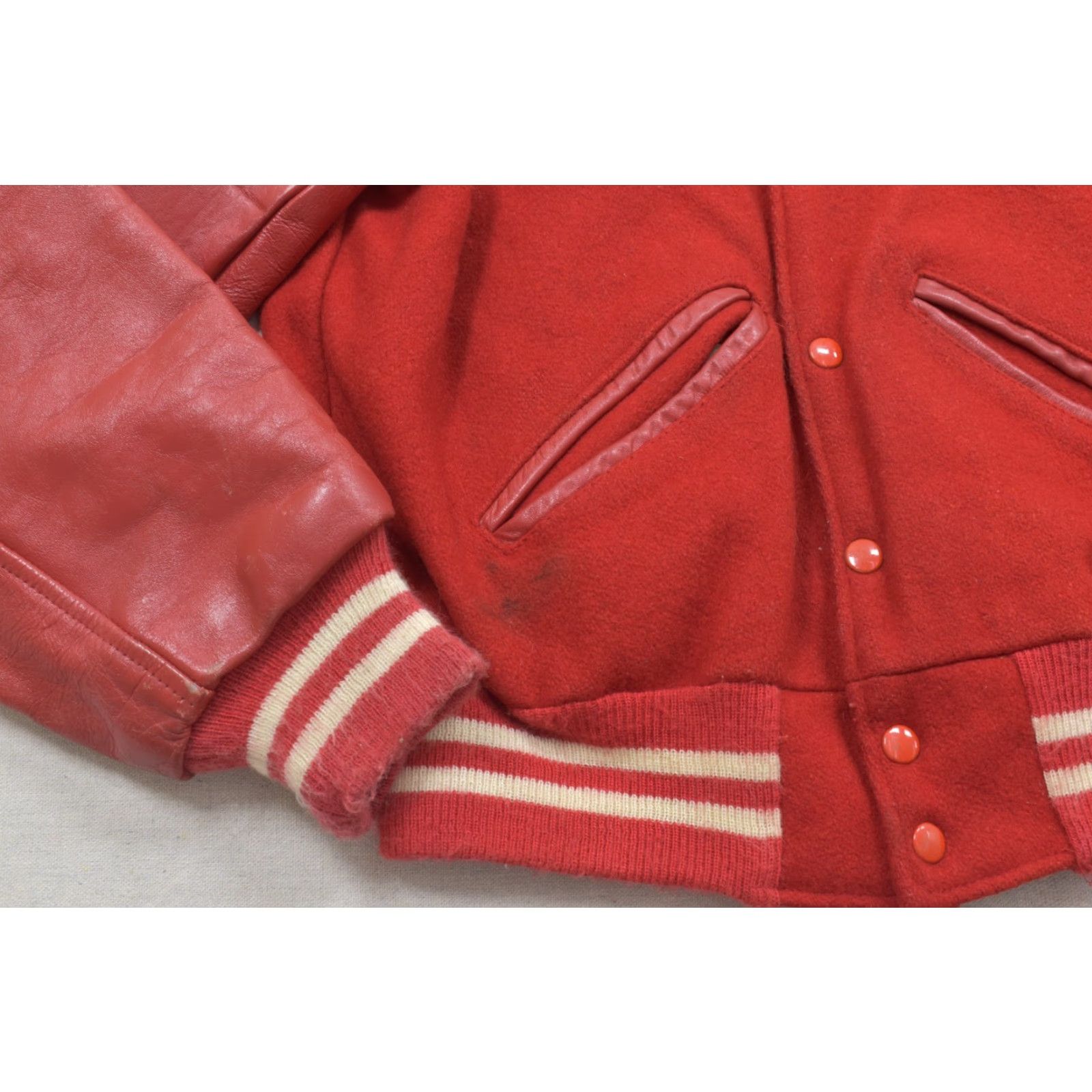 Vintage VINTAGE Unbranded Jacket Men Varsity Red Wool Leather Mid-Length Regular Size M Size US M / EU 48-50 / 2 - 6 Thumbnail