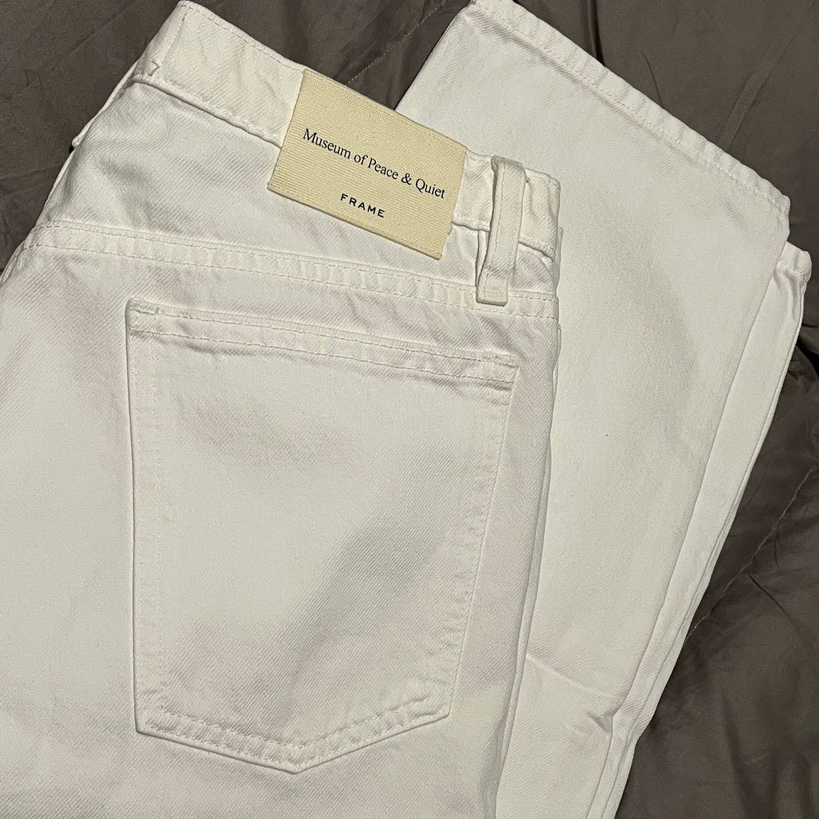 Museum of Peace & Quiet •NWT• Museum of Peace & Quiet White FRAME Denim Pants • MoPQ Size US 32 / EU 48 - 3 Thumbnail