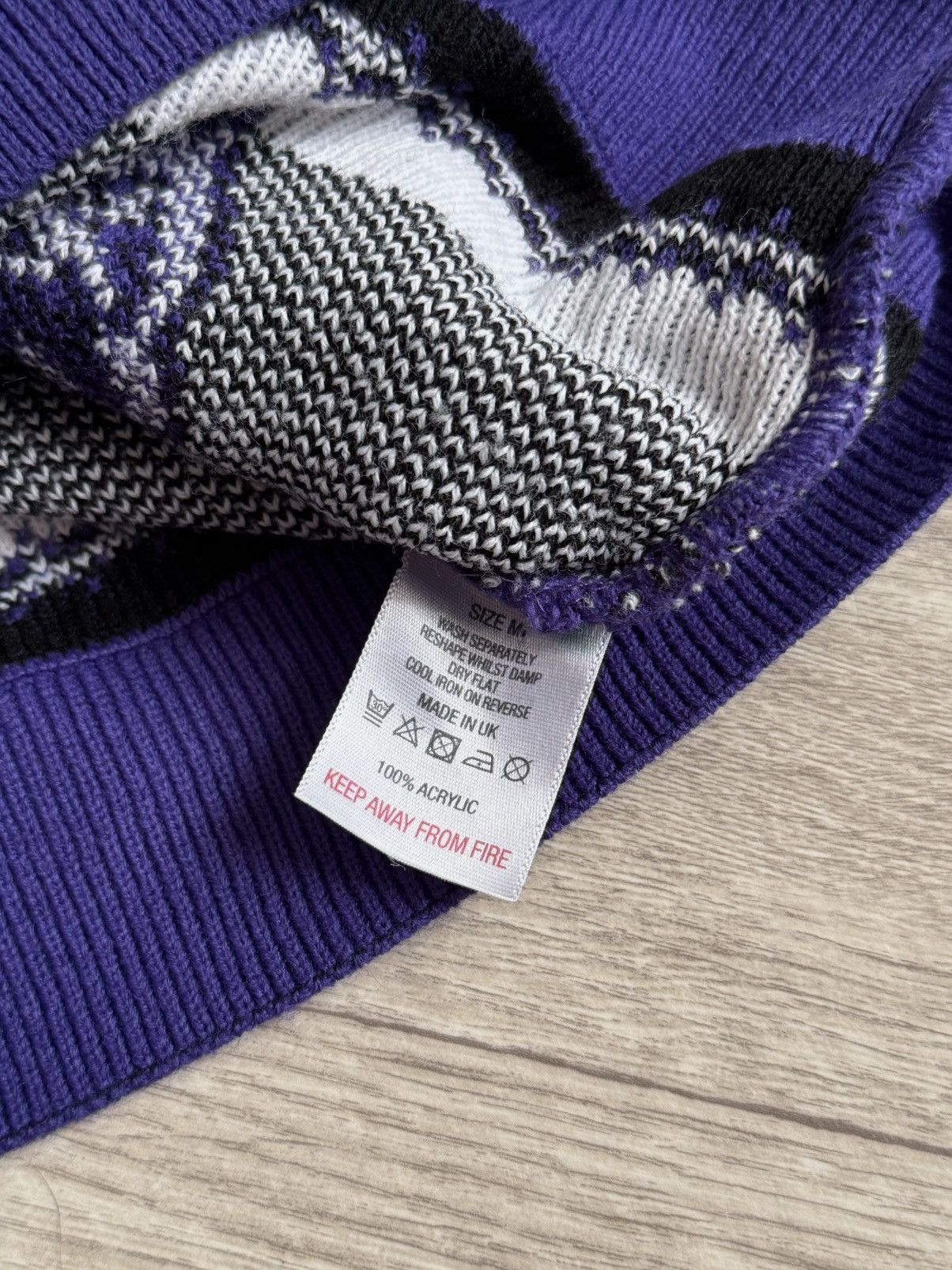WWE 🔷 Official WWE The Undertaker Crazy Sweater🔷 Size US L / EU 52-54 / 3 - 5 Thumbnail