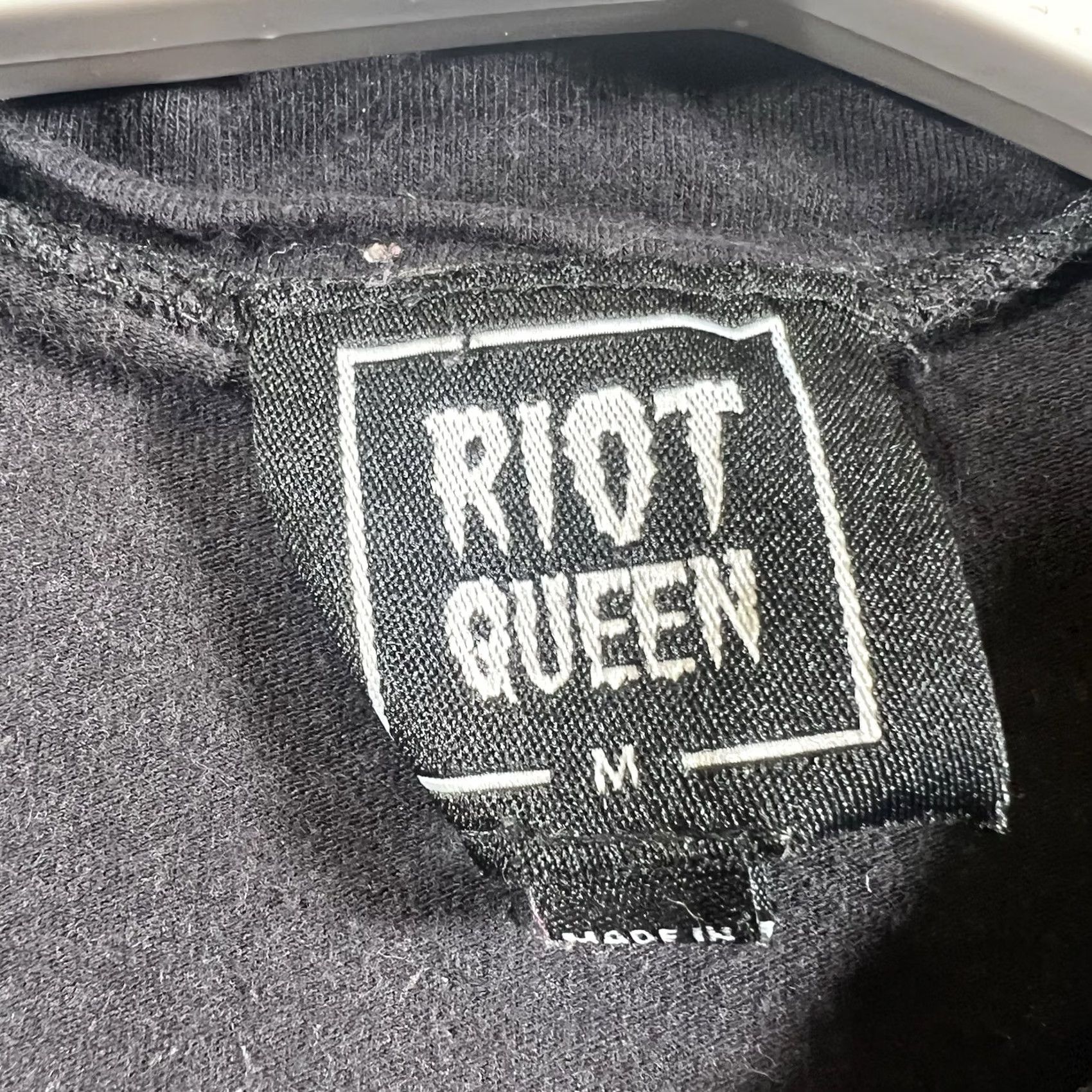 Vintage VINTAGE Riot Queen T-Shirt Black 80s 90s Anti-Social Rock Concert Print Women Size XL Size XL / US 12-14 / IT 48-50 - 5 Thumbnail