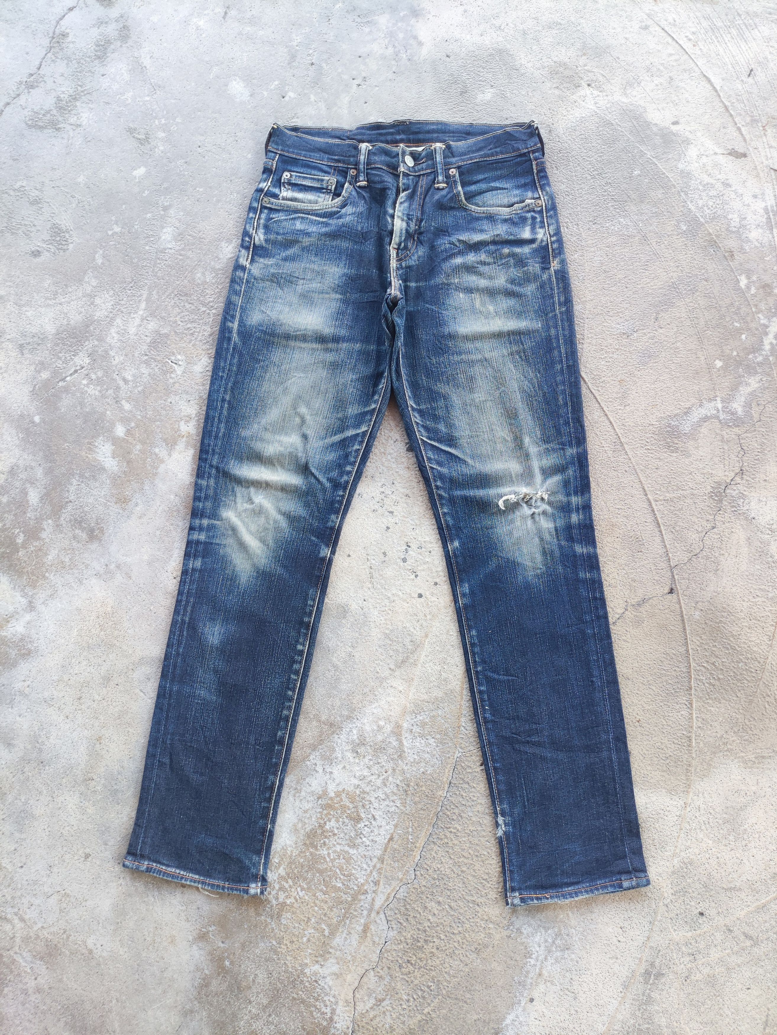 Jean × Levi's Vintage Levi's 551 Distressed Jeans Faded Denim Pants W32 Size US 32 / EU 48 - 2 Thumbnail