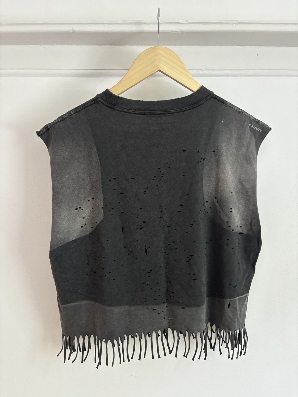 Satisfy Satisfy mothtech tassel cropped muscle t Size US M / EU 48-50 / 2 - 2 Thumbnail