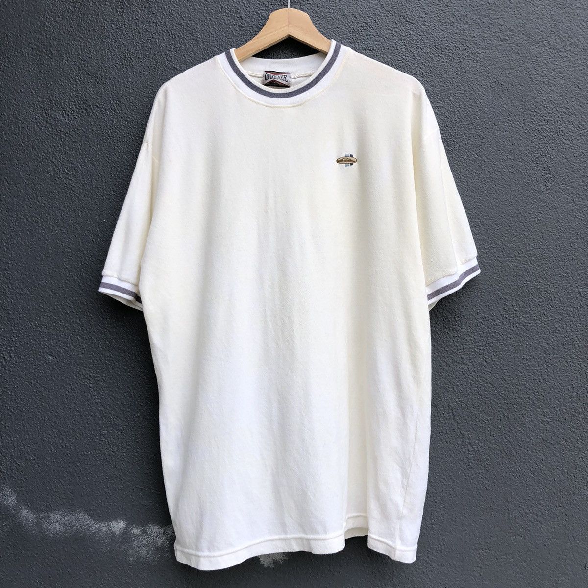 Quiksilver Vintage Surf Quiksilver Embroided Tshirt Size US XL / EU 56 / 4 - 1 Thumbnail
