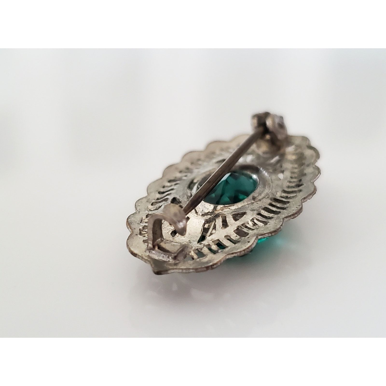 Other Antique Art Deco Green Glass Filagree Brooch Size ONE SIZE - 5 Thumbnail